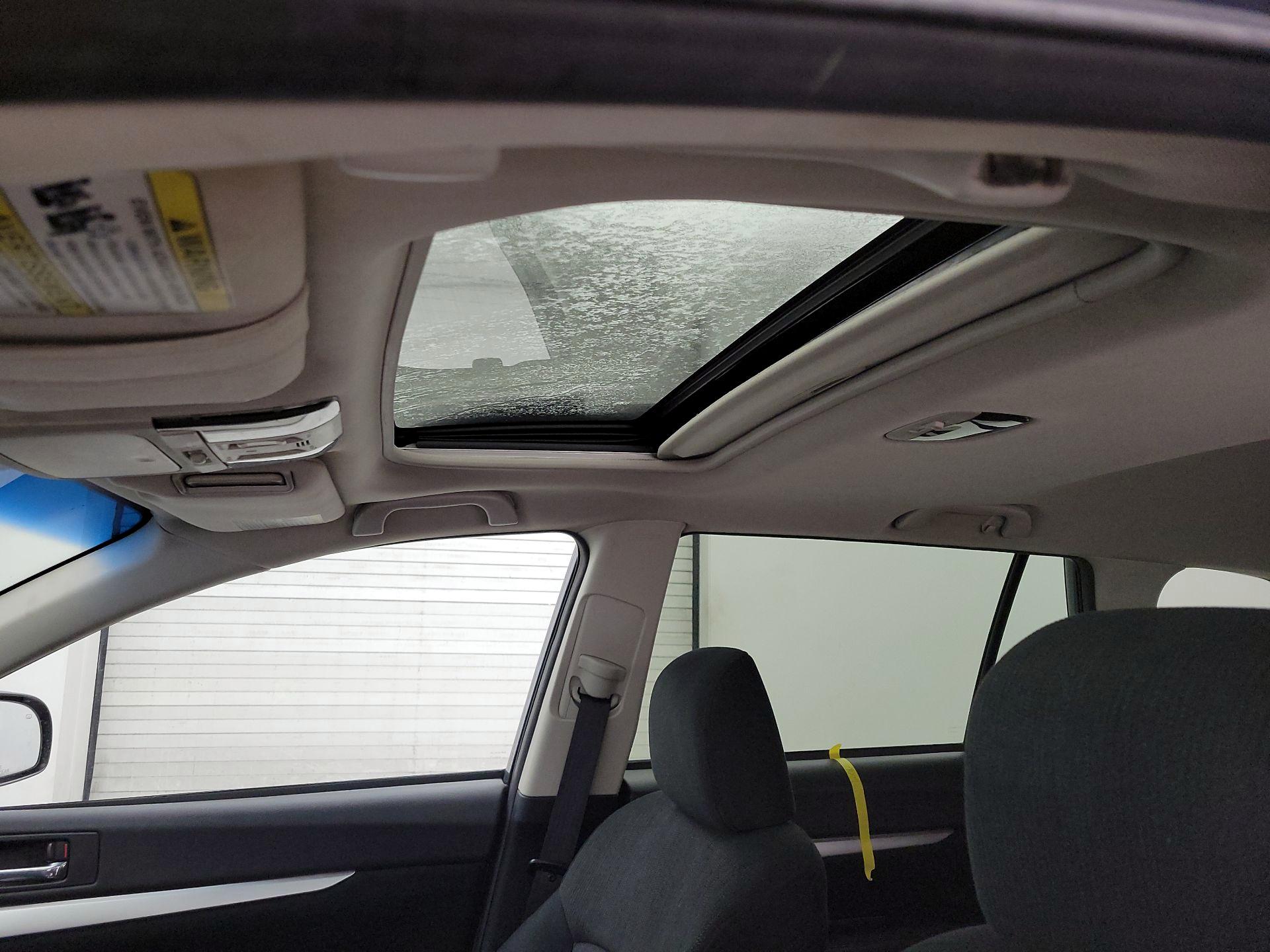 Thumbnail: 2014 Subaru Outback - 18