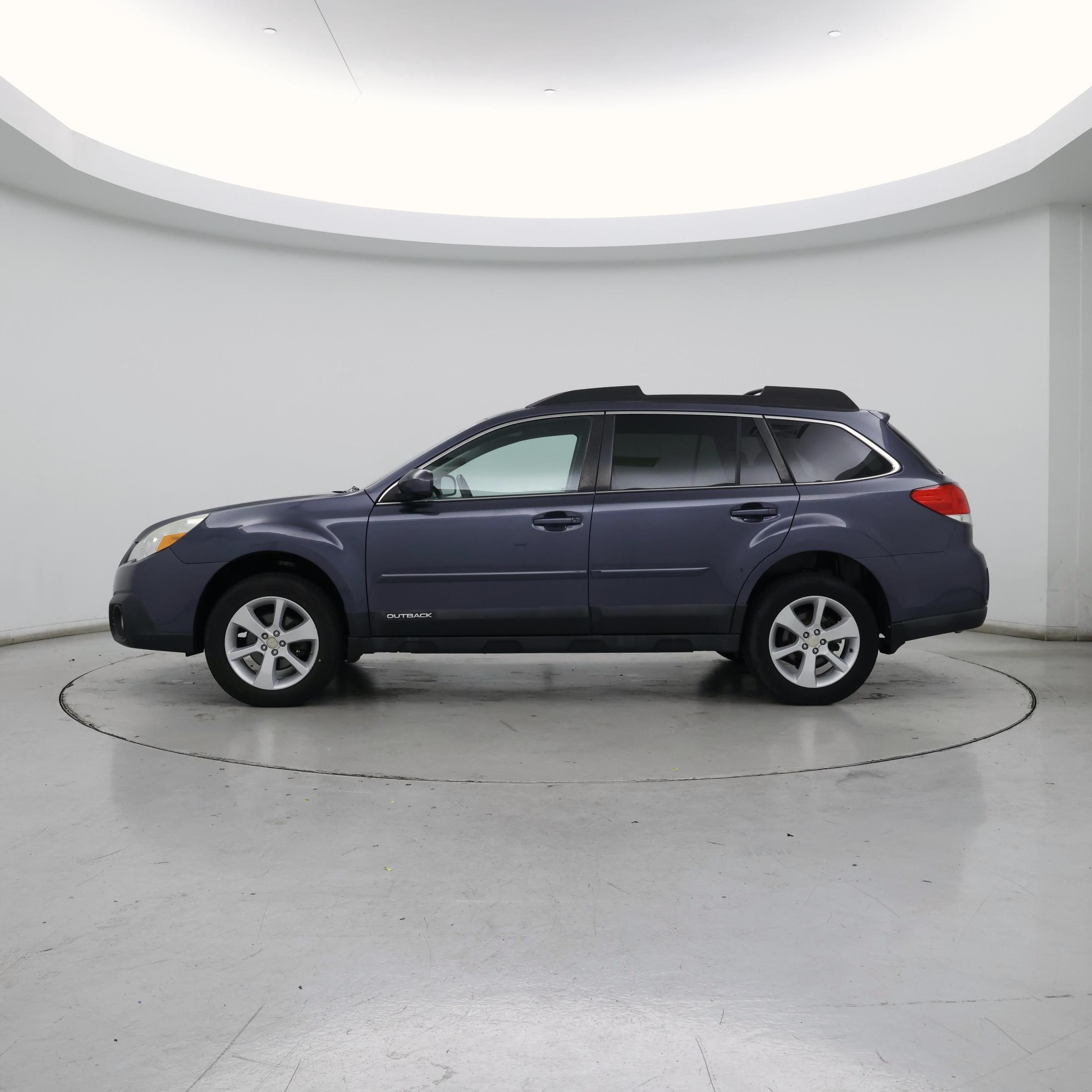 Thumbnail: 2014 Subaru Outback - 3