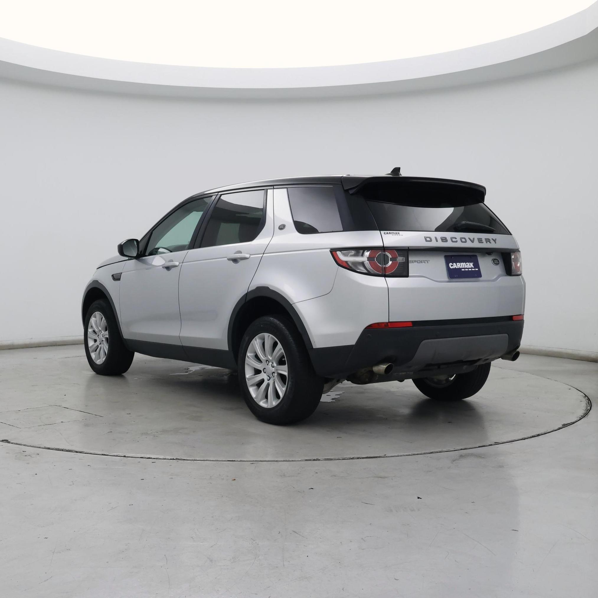 Thumbnail: 2016 Land Rover Discovery Sport - 2