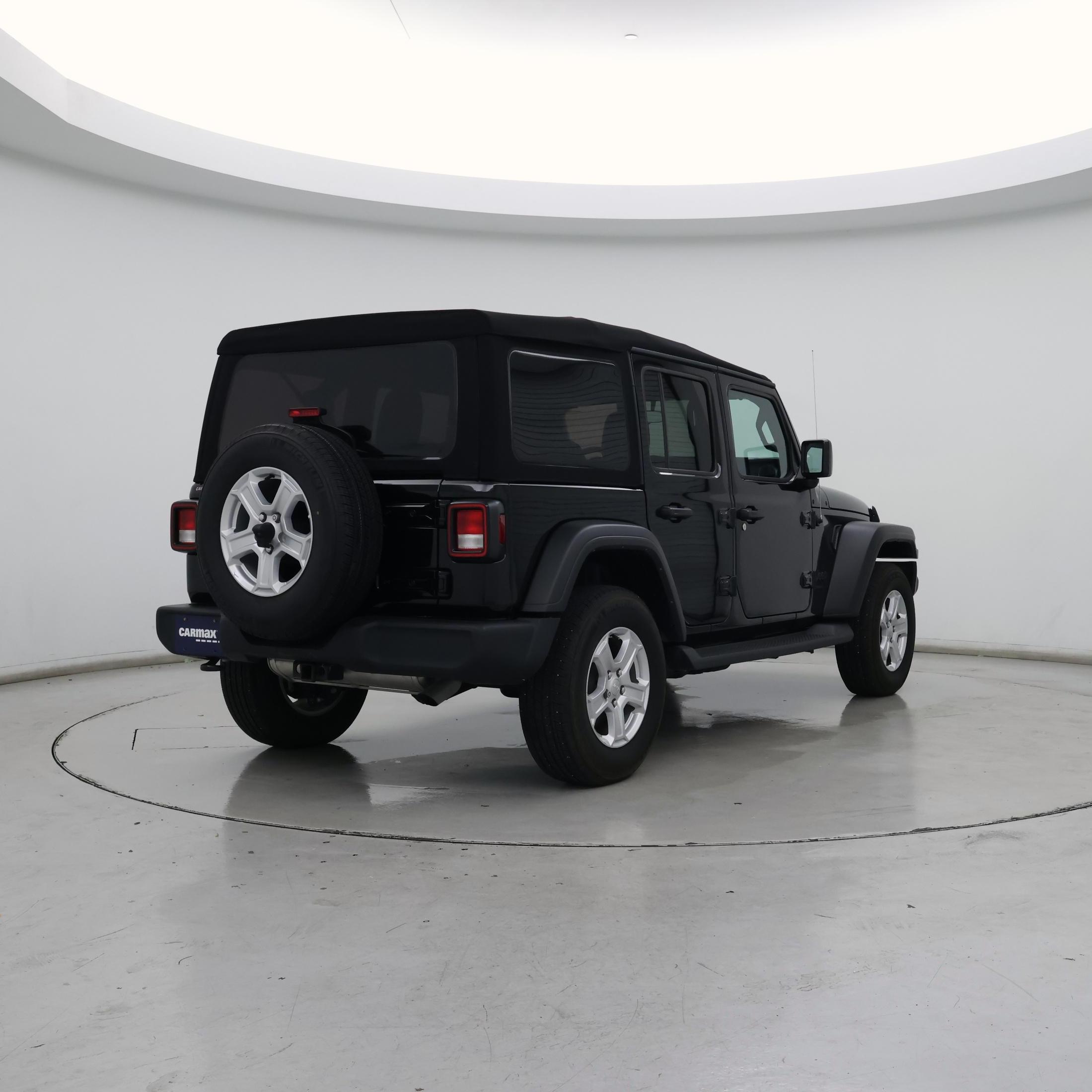 Thumbnail: 2023 Jeep Wrangler - 8