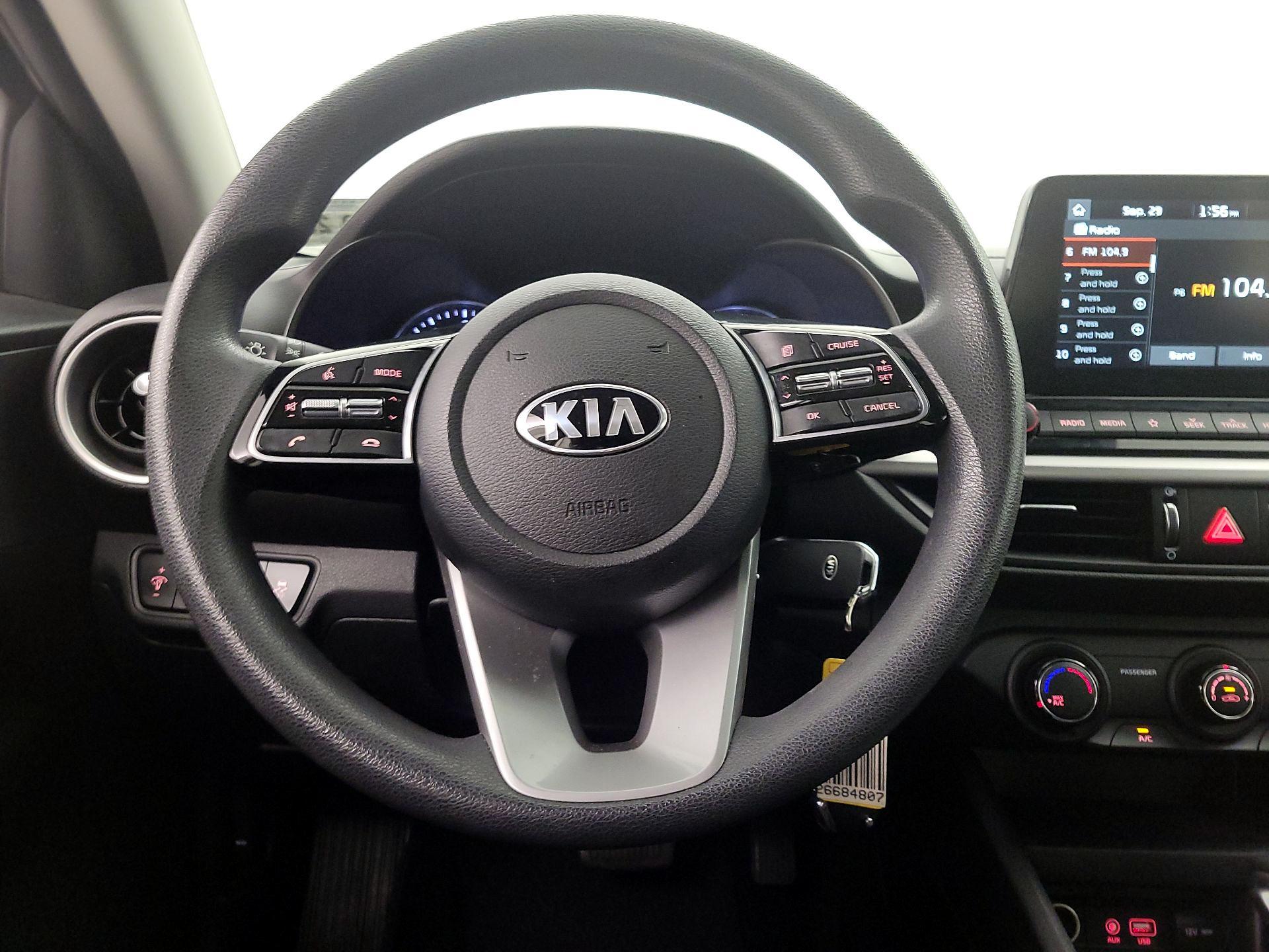 Thumbnail: 2020 Kia Forte - 10
