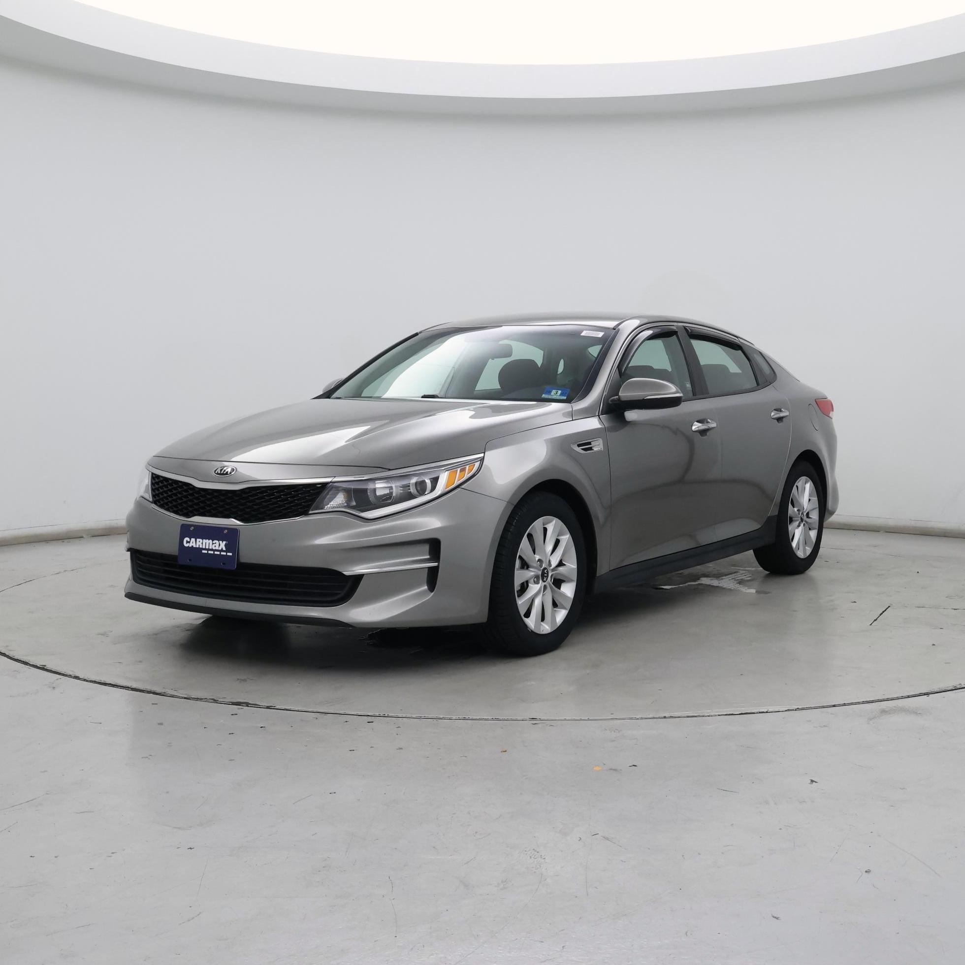 Thumbnail: 2018 Kia Optima - 4