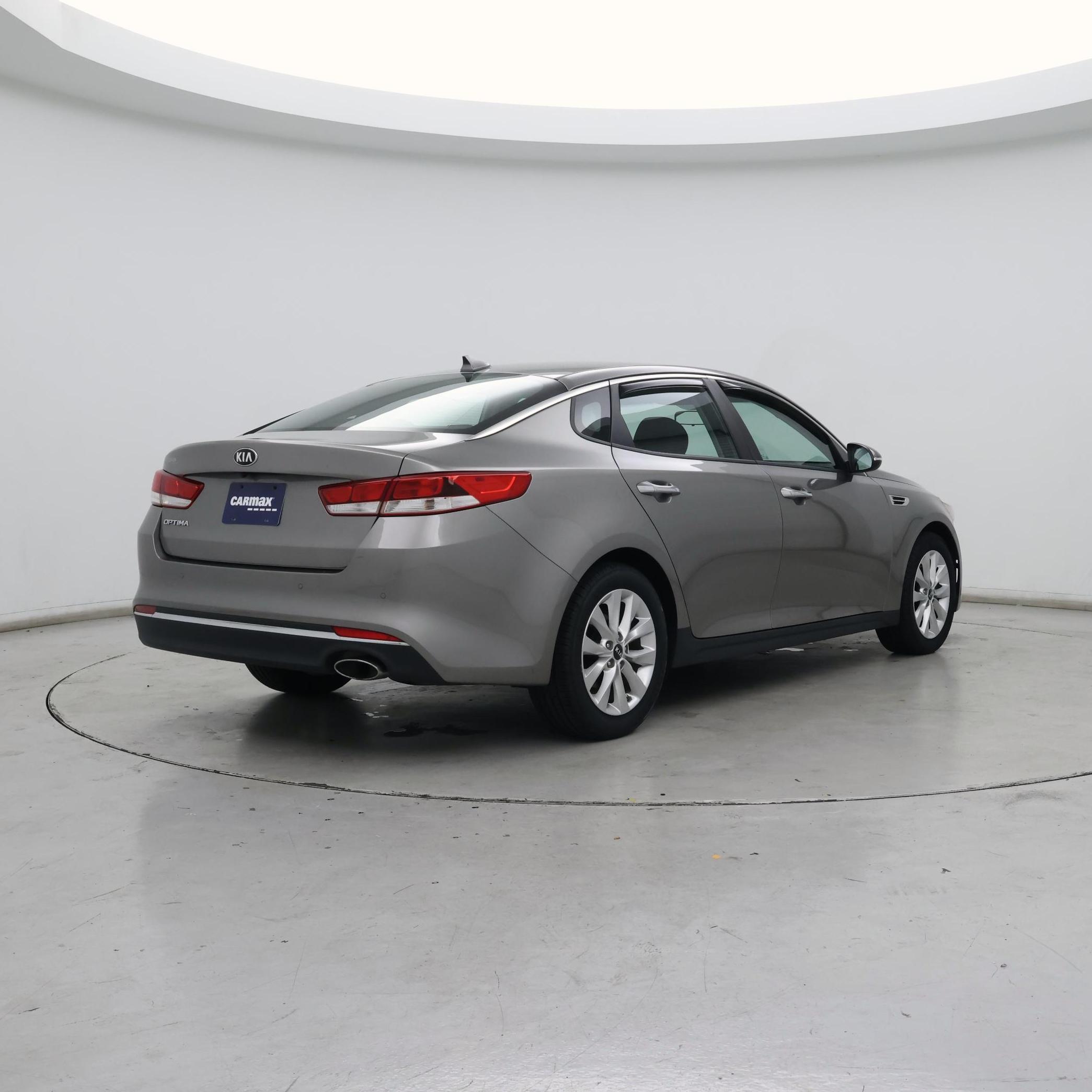 Thumbnail: 2018 Kia Optima - 8