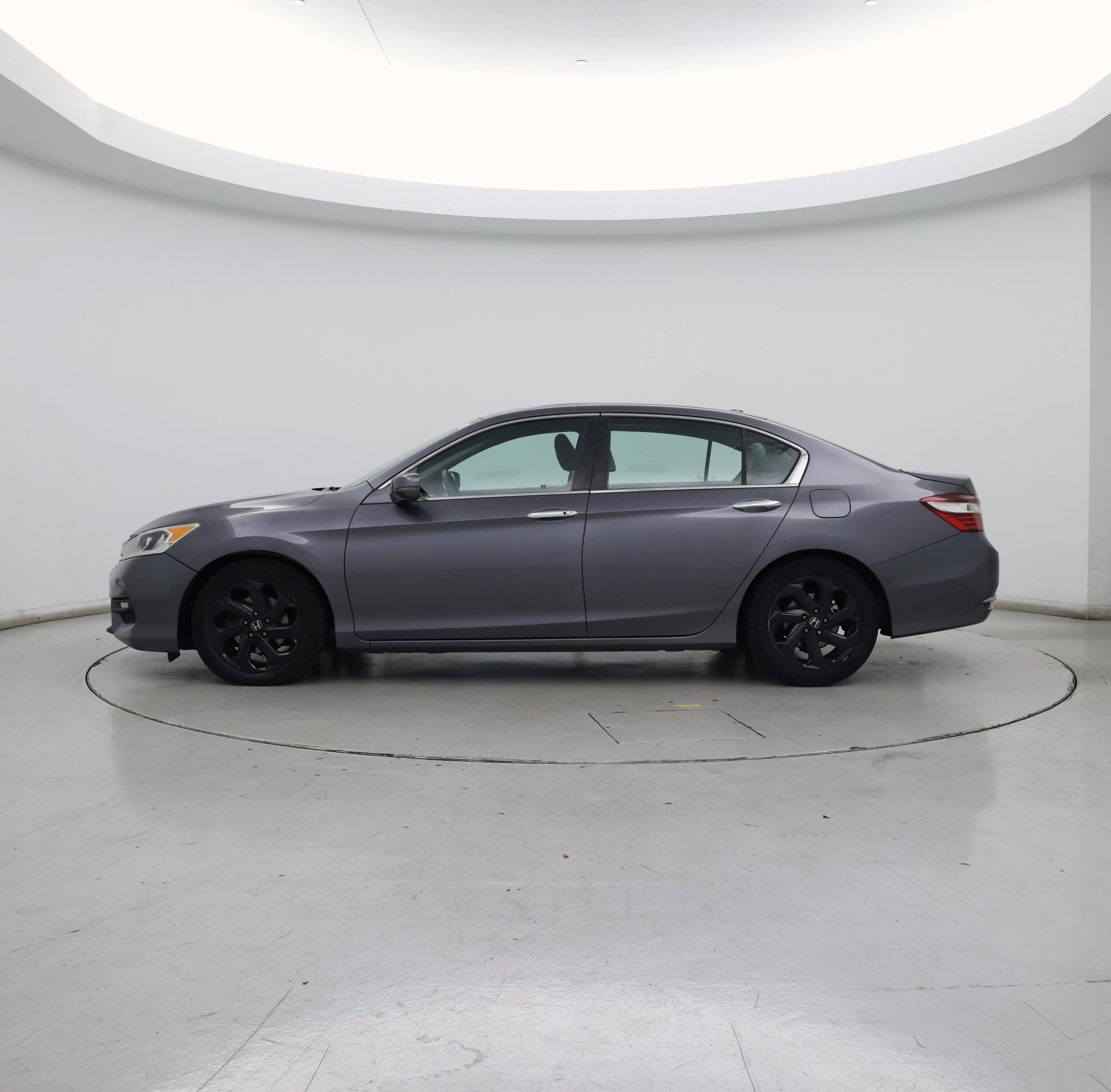 Thumbnail: 2017 Honda Accord - 3