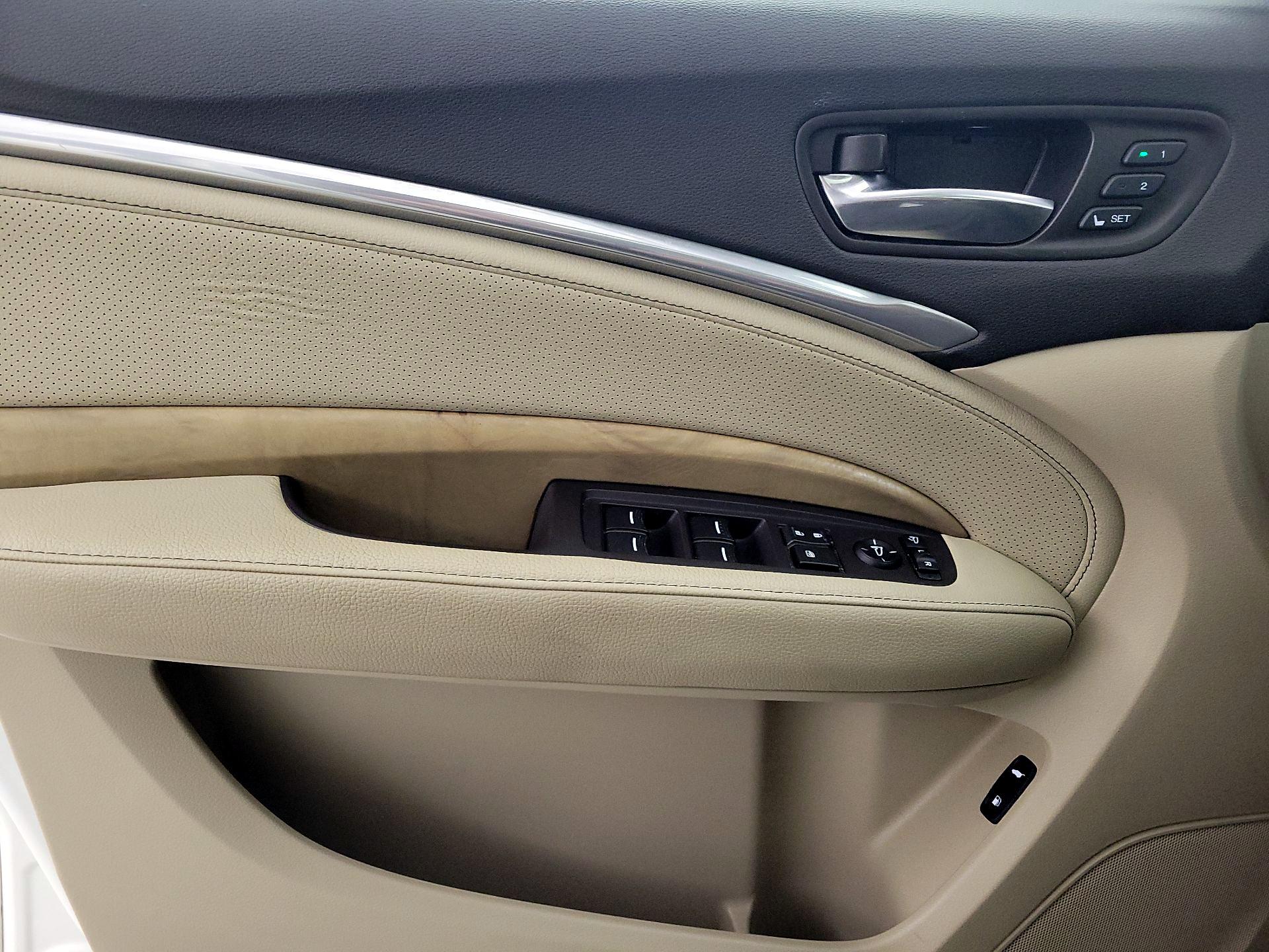 Thumbnail: 2019 Acura MDX - 12