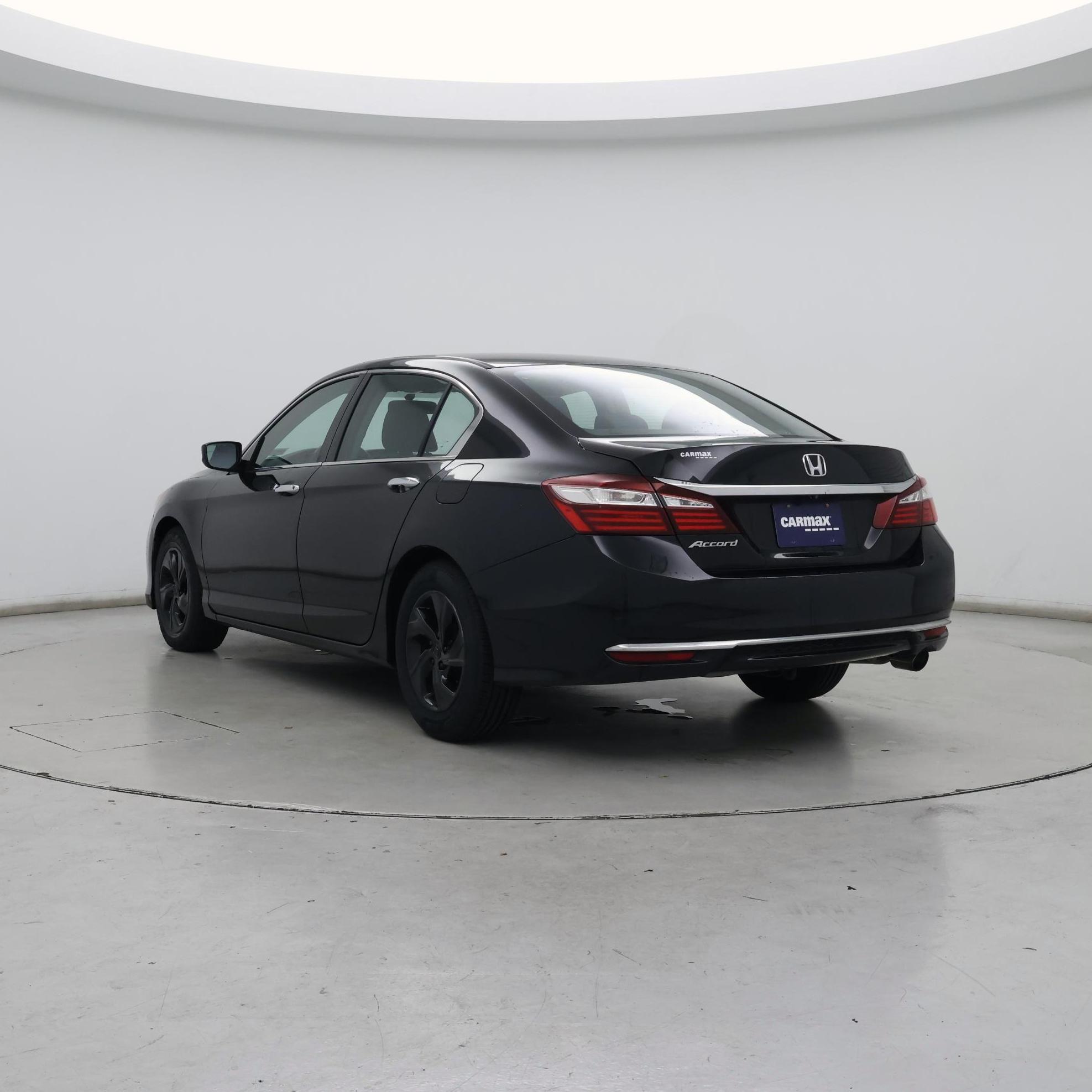 Thumbnail: 2017 Honda Accord - 2