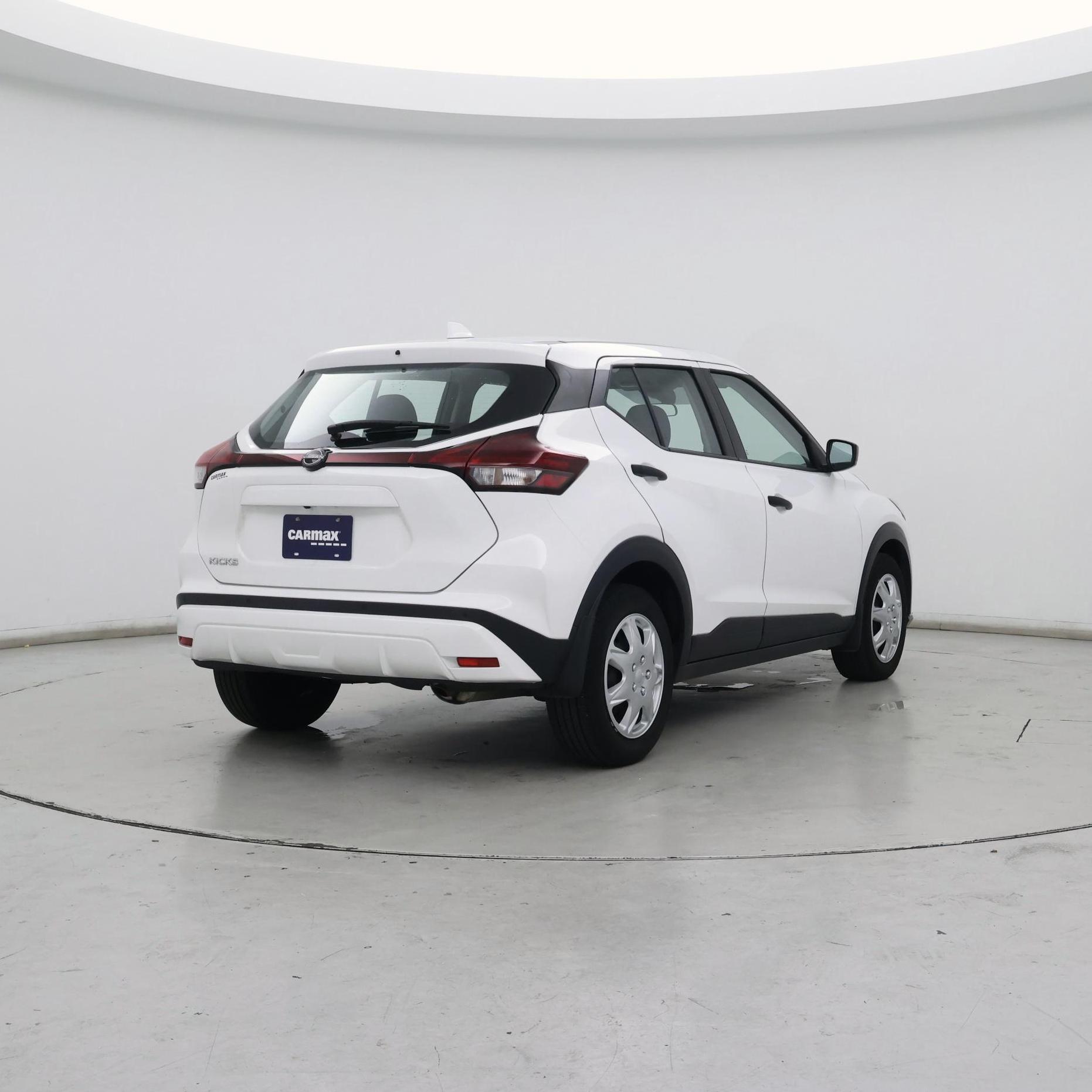 Thumbnail: 2023 Nissan Kicks - 8