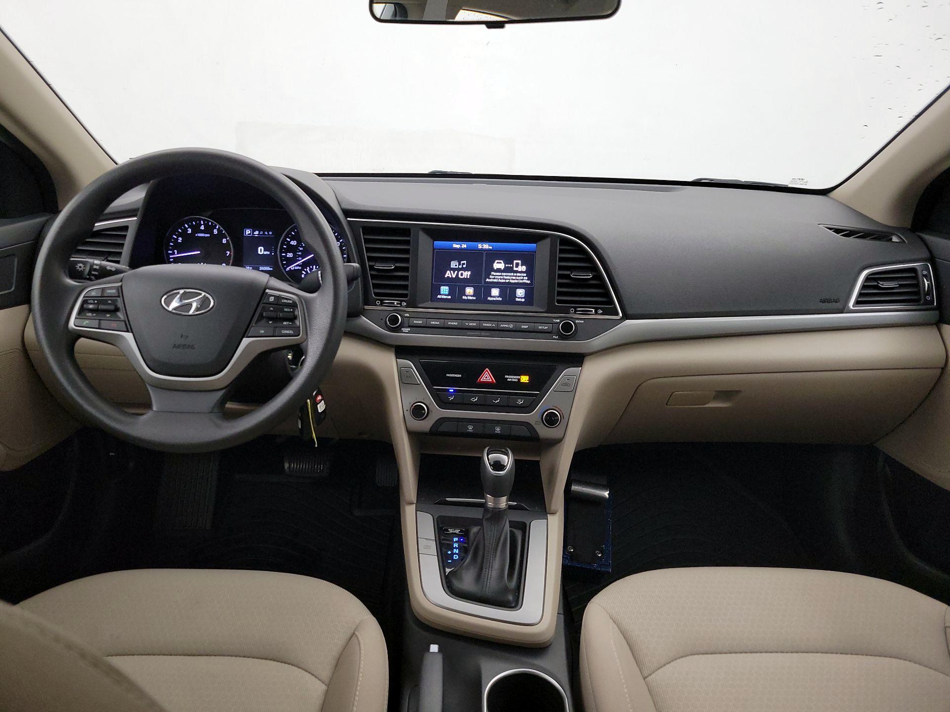 Thumbnail: 2018 Hyundai Elantra - 9