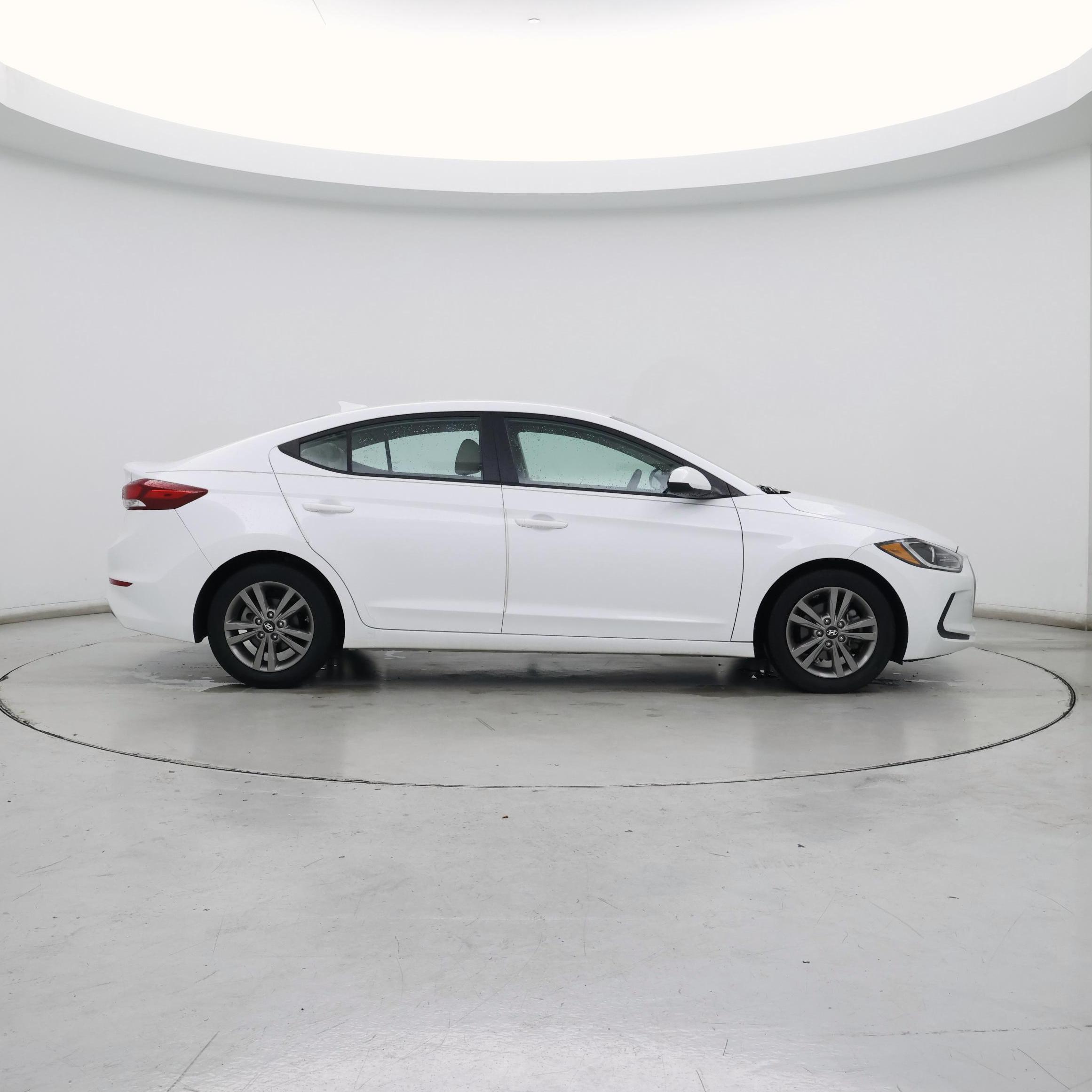 Thumbnail: 2018 Hyundai Elantra - 7