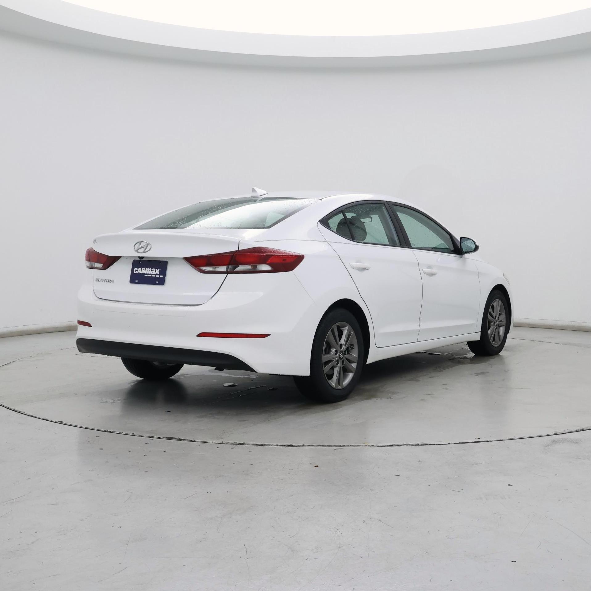 Thumbnail: 2018 Hyundai Elantra - 8