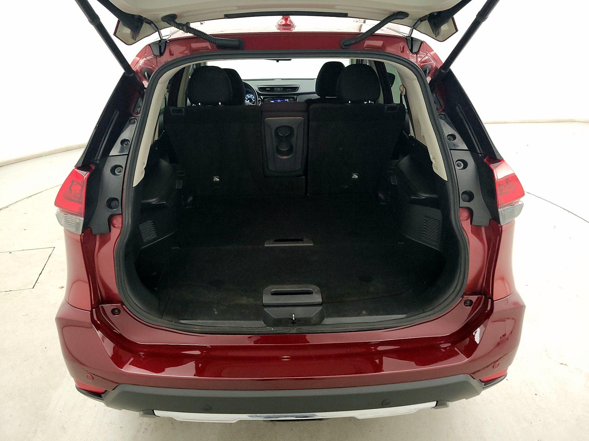 Thumbnail: 2019 Nissan Rogue - 20