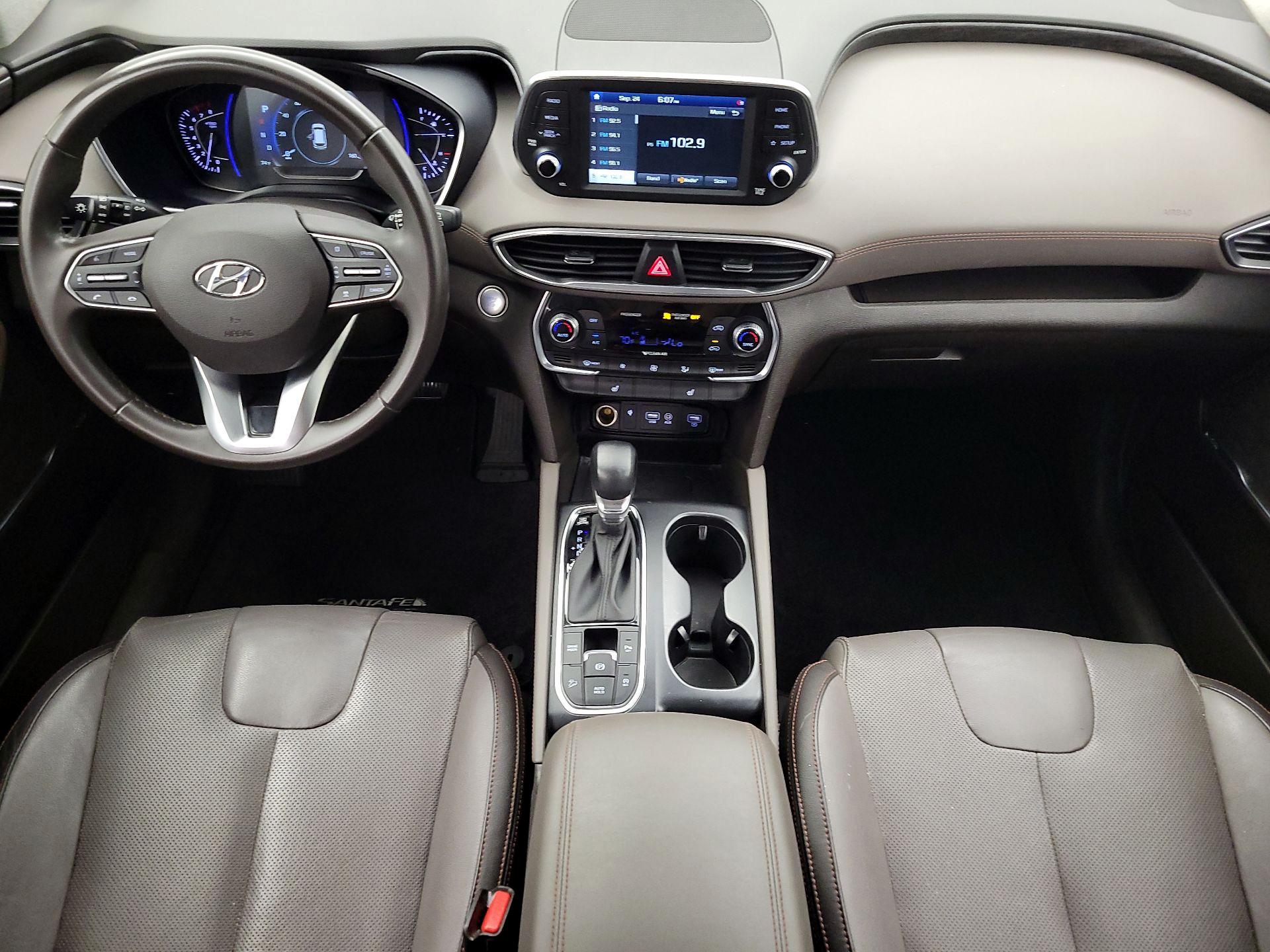 Thumbnail: 2020 Hyundai Santa Fe - 9