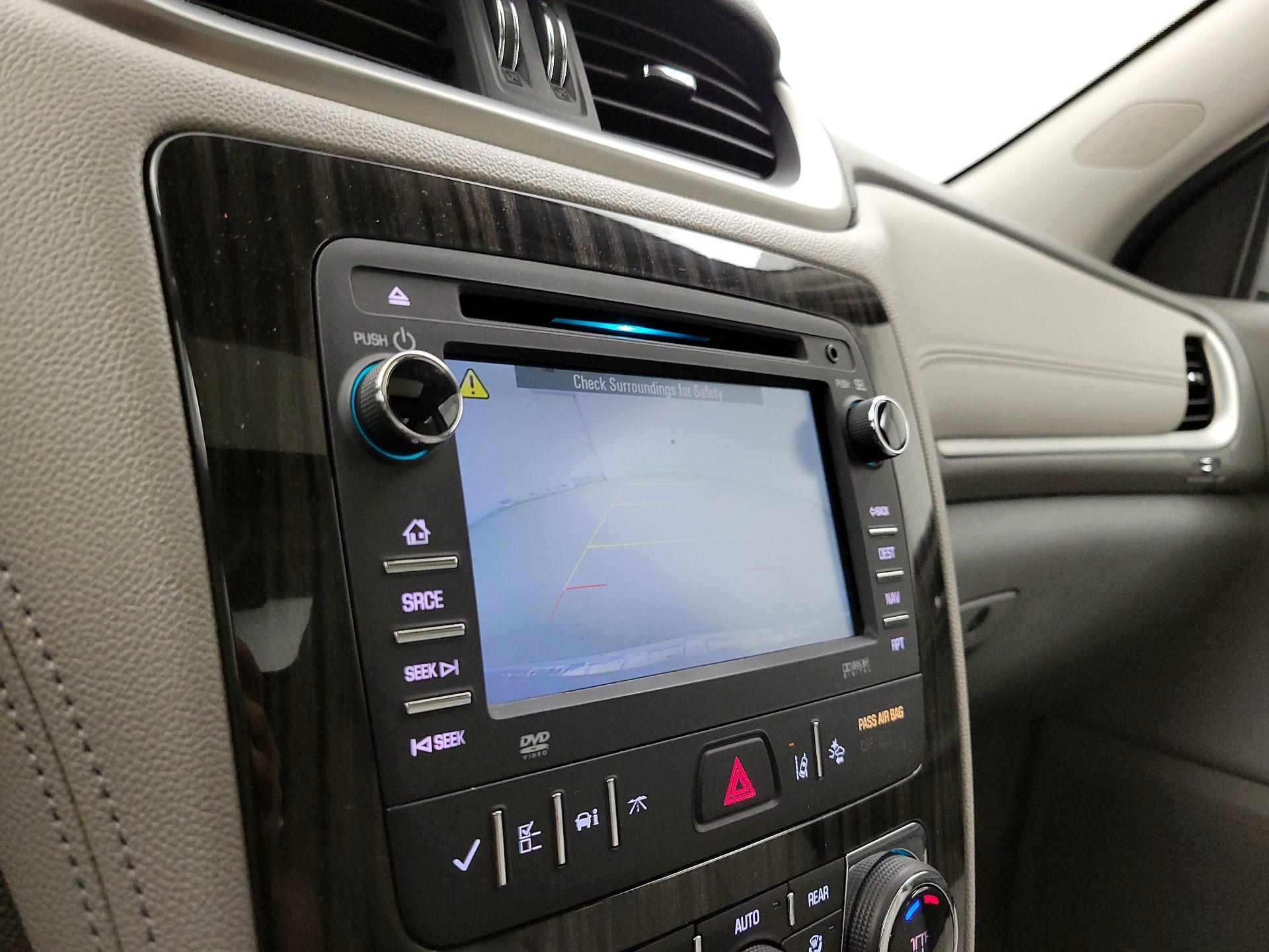 Thumbnail: 2014 Chevrolet Traverse - 15
