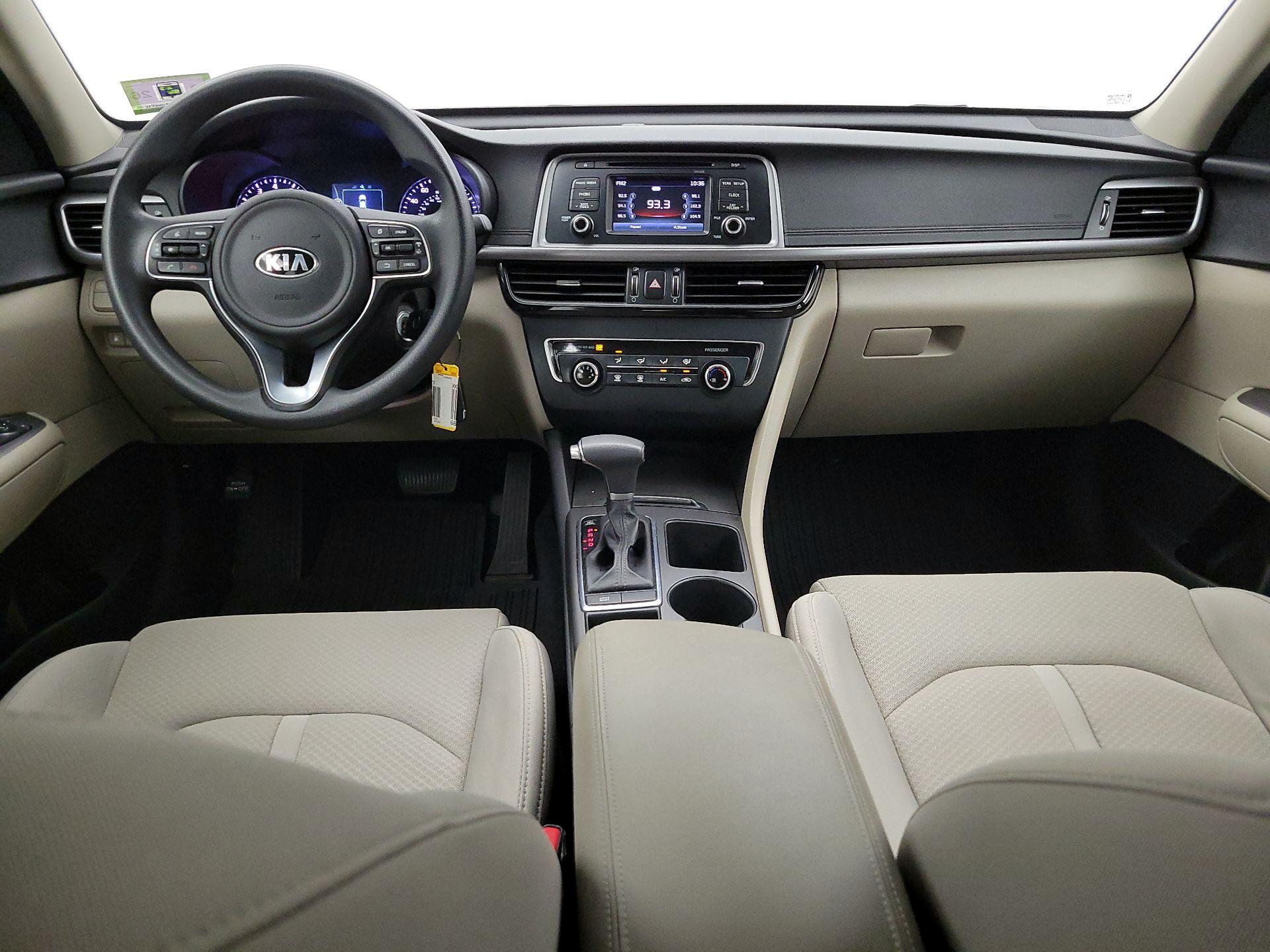 Thumbnail: 2016 Kia Optima - 9