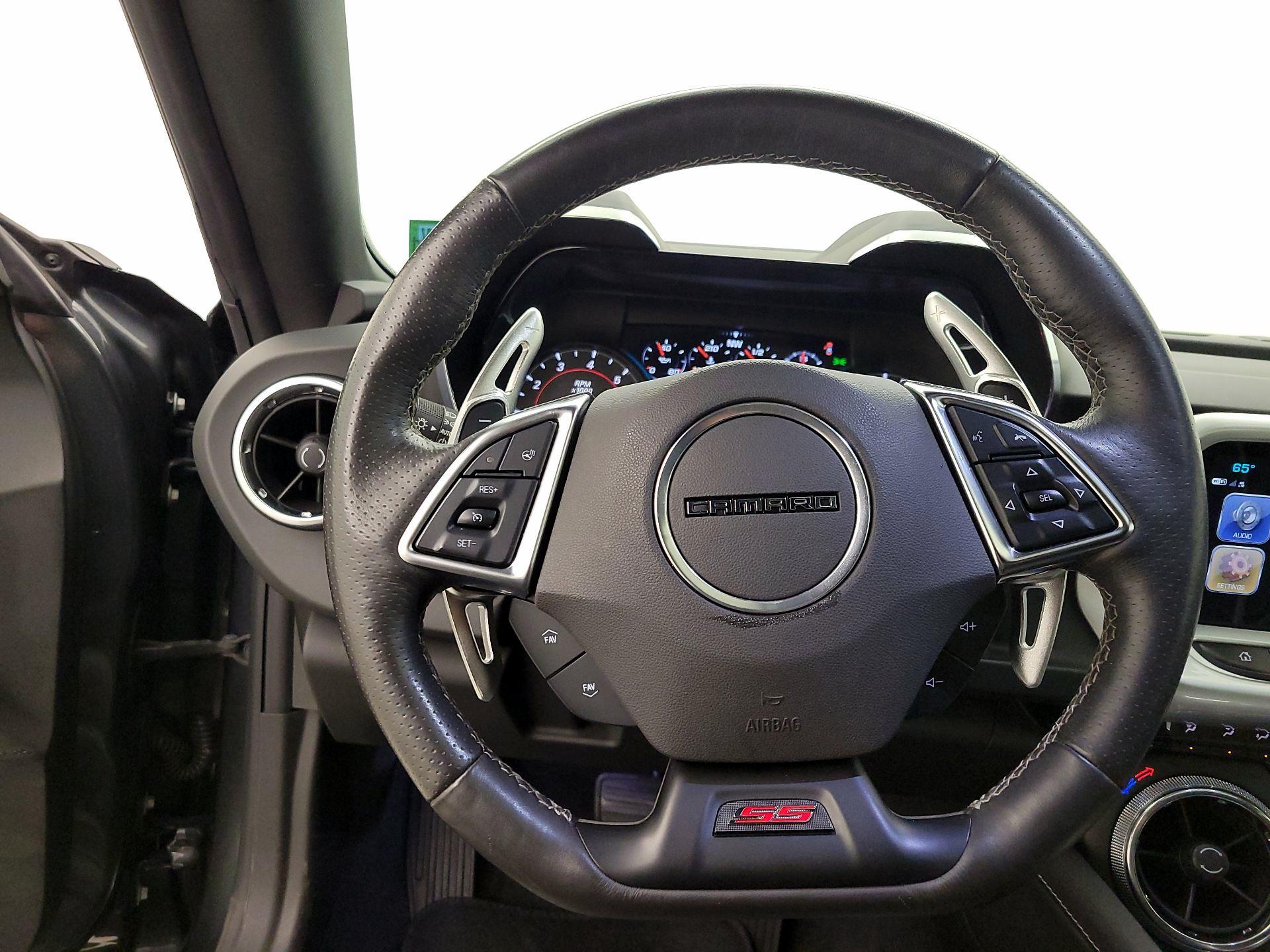 Thumbnail: 2018 Chevrolet Camaro - 10