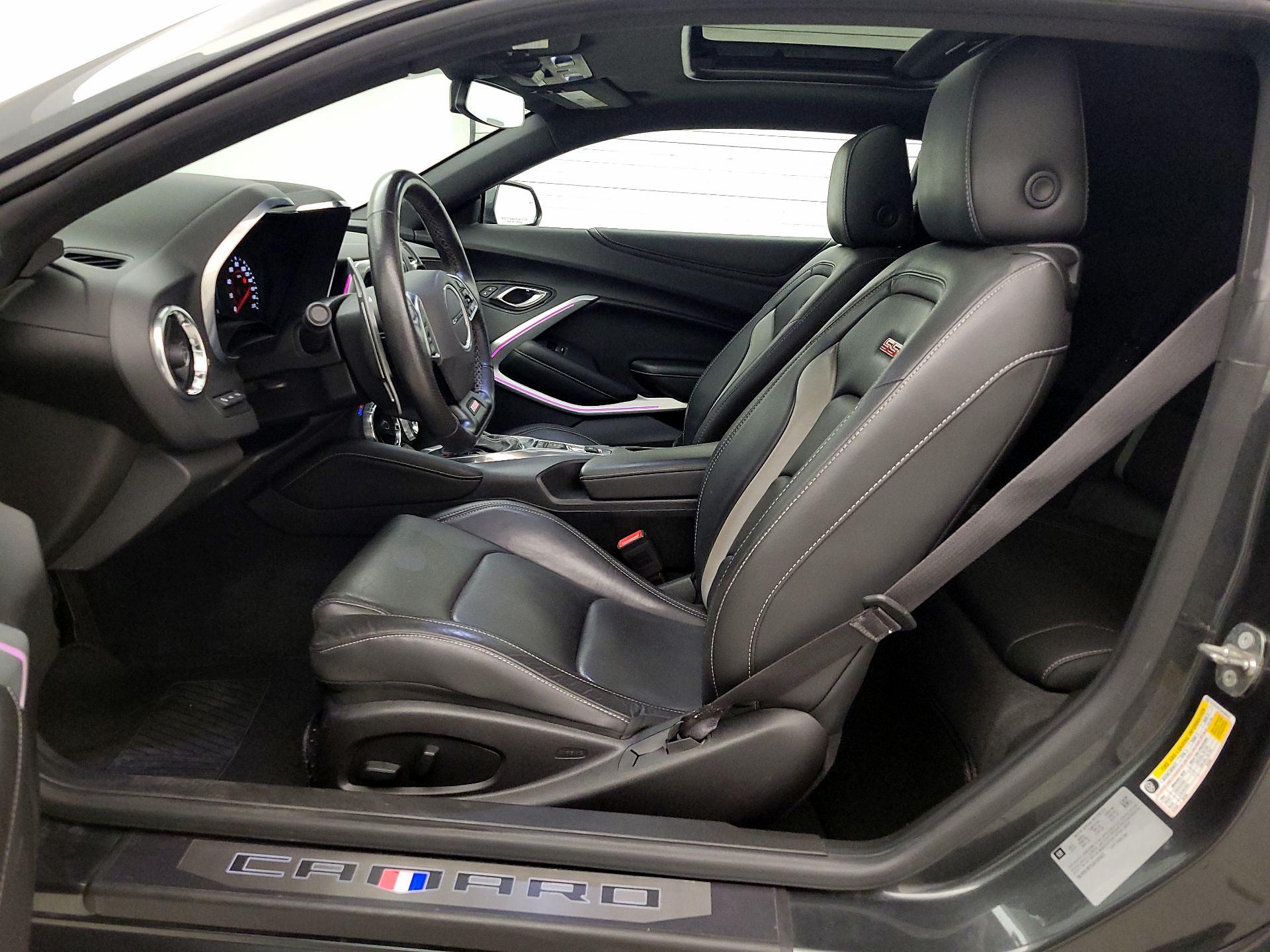 Thumbnail: 2018 Chevrolet Camaro - 11