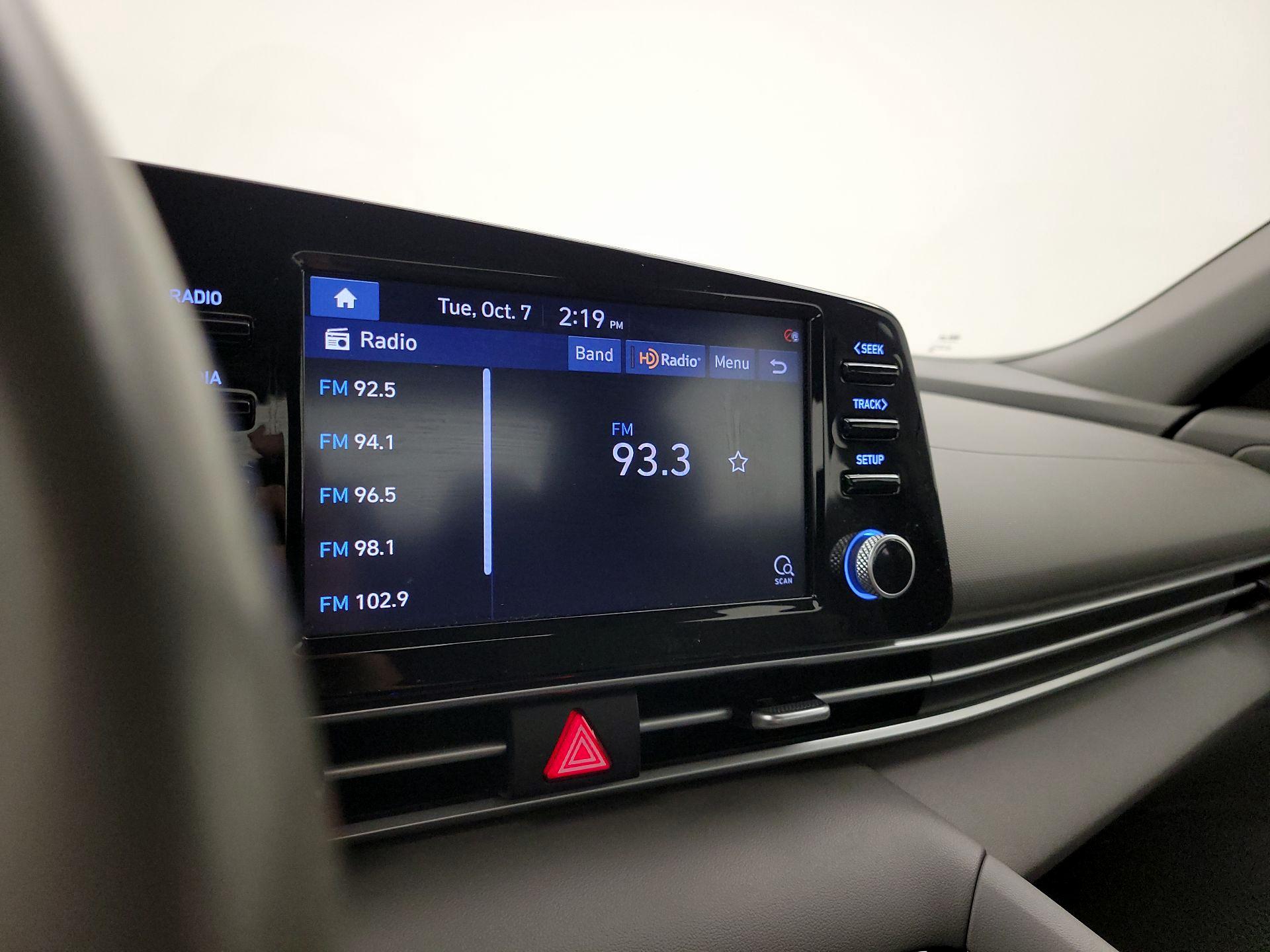 Thumbnail: 2021 Hyundai Elantra - 15