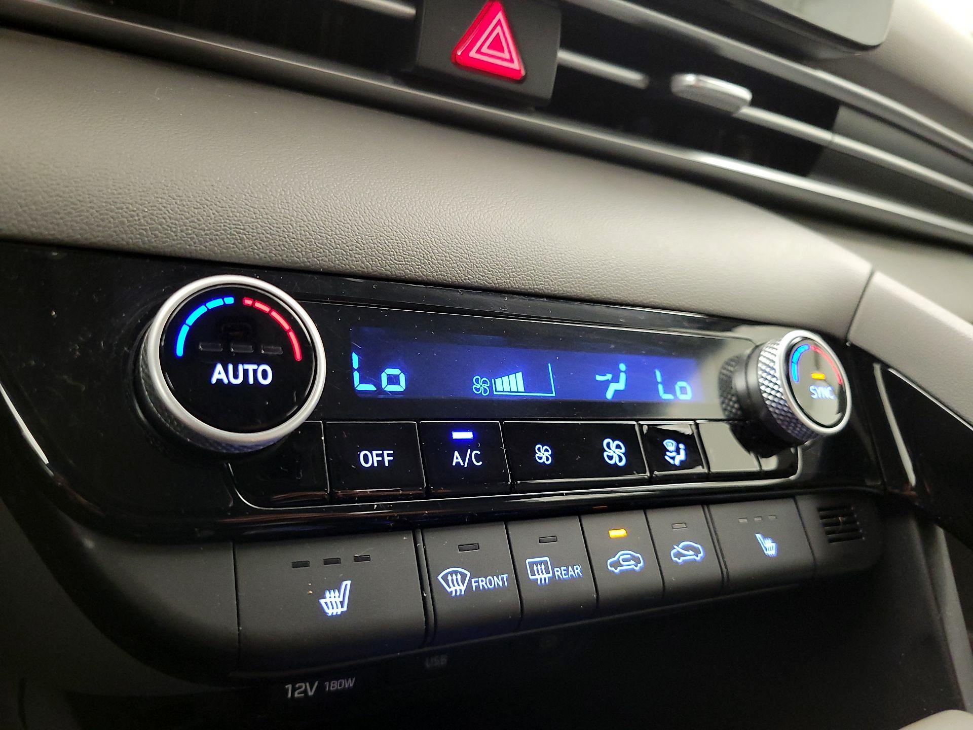 Thumbnail: 2021 Hyundai Elantra - 16
