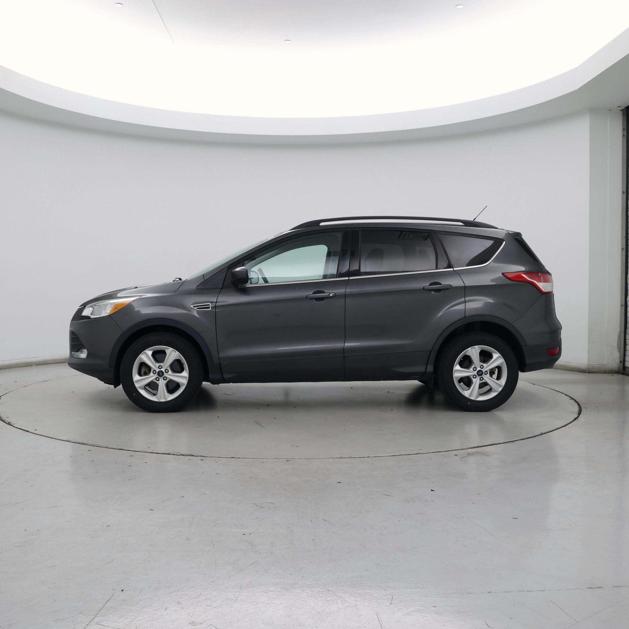 Thumbnail: 2016 Ford Escape - 3