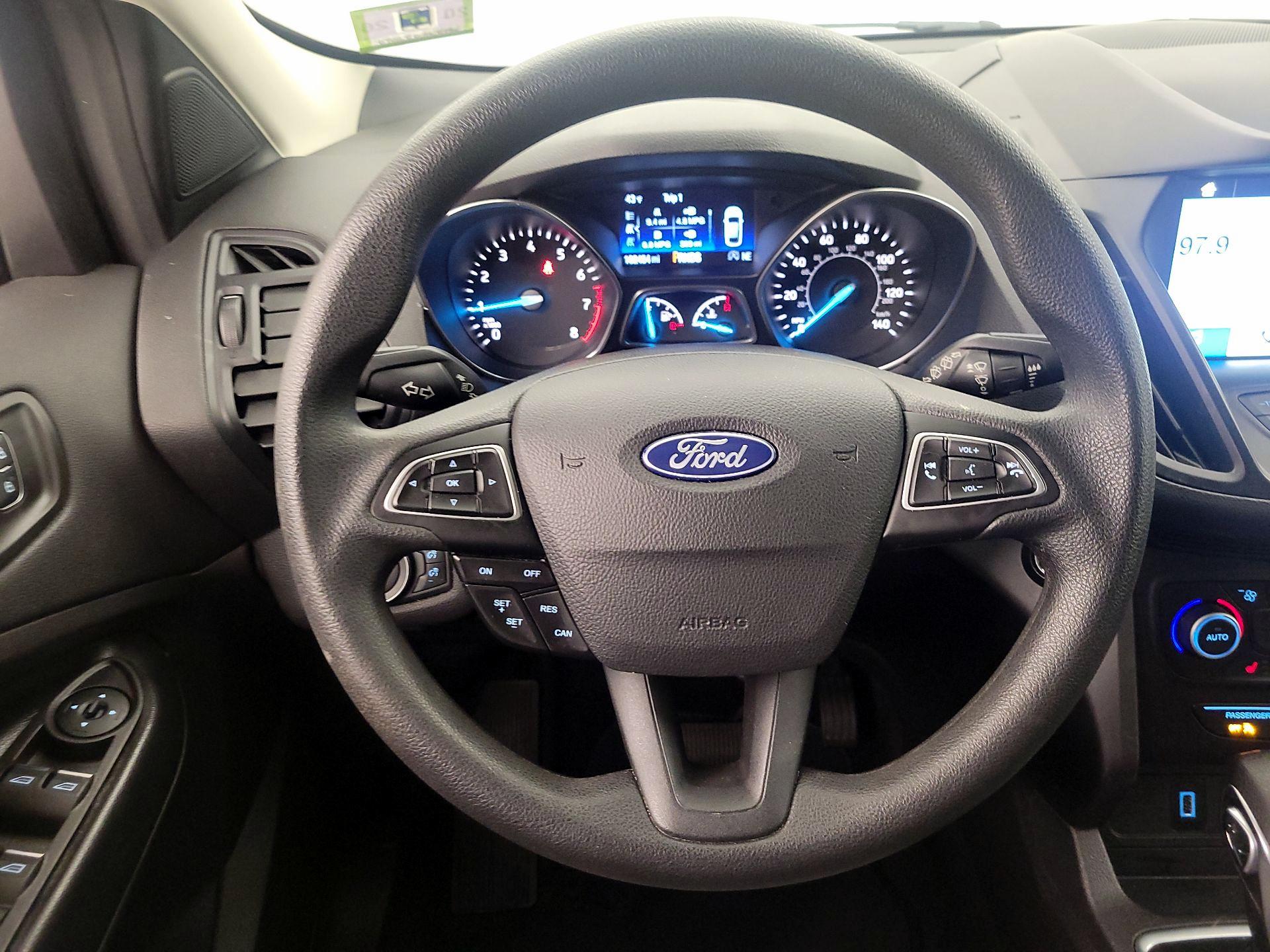 Thumbnail: 2019 Ford Escape - 10