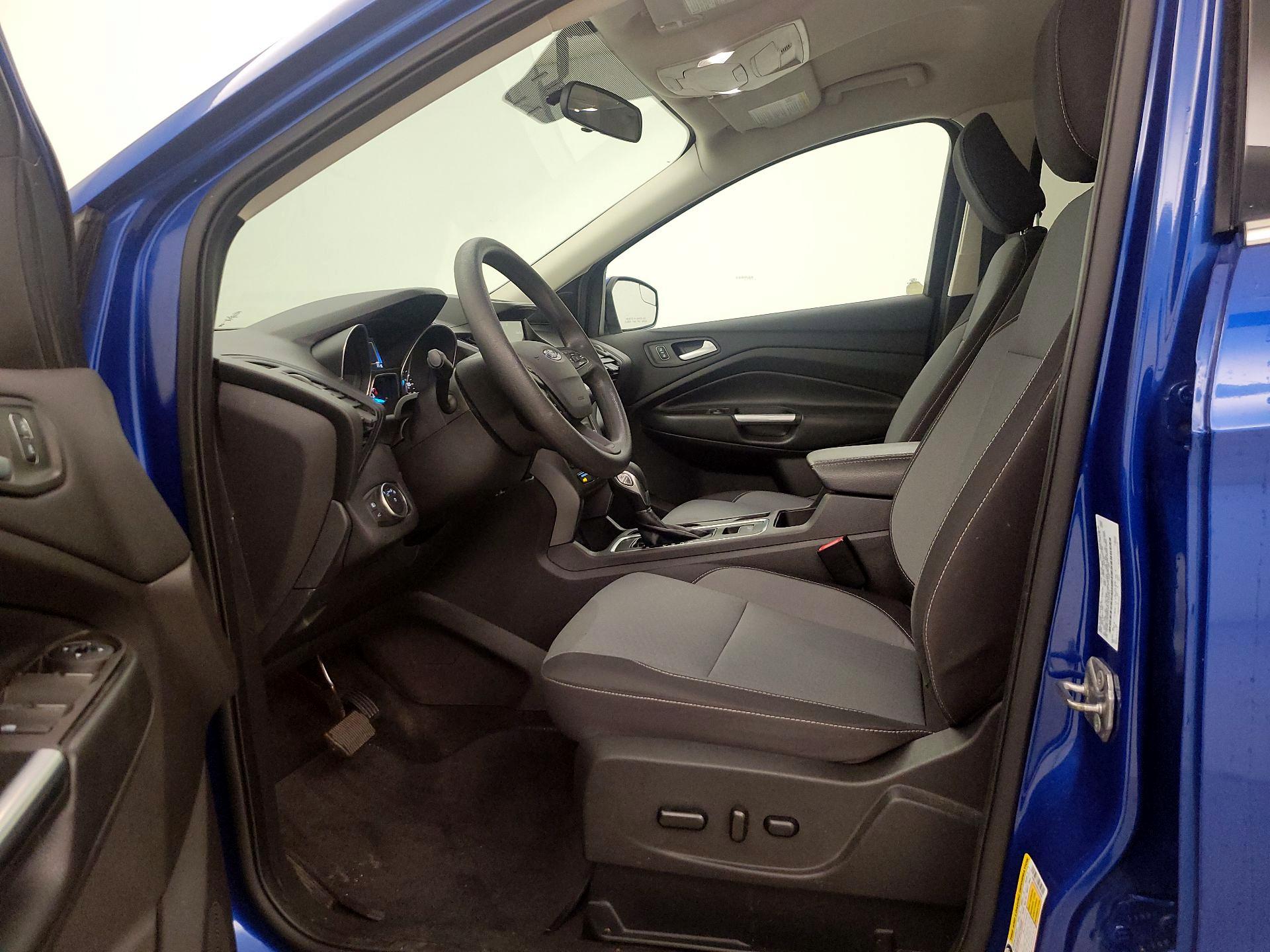 Thumbnail: 2019 Ford Escape - 11