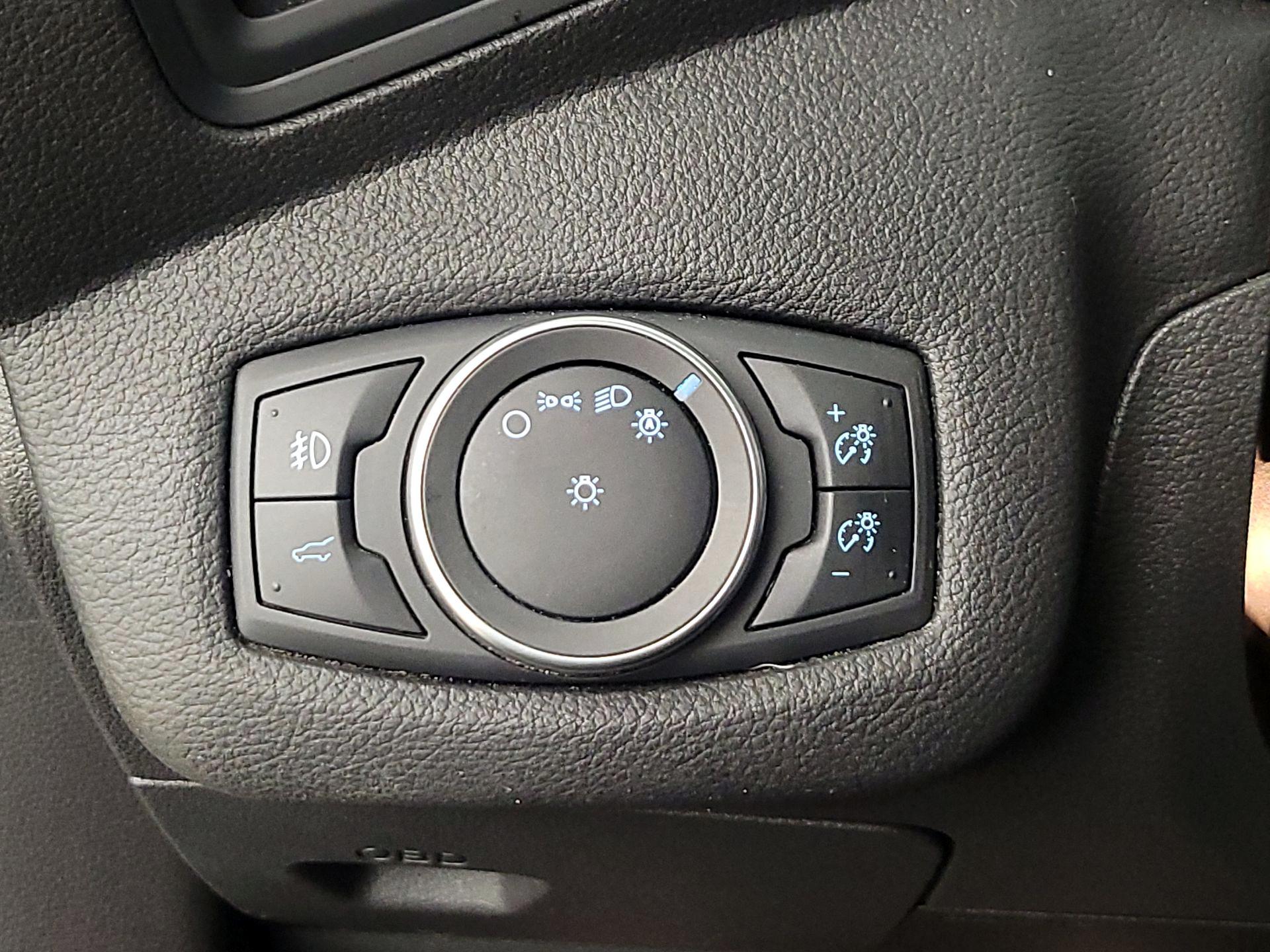 Thumbnail: 2019 Ford Escape - 13