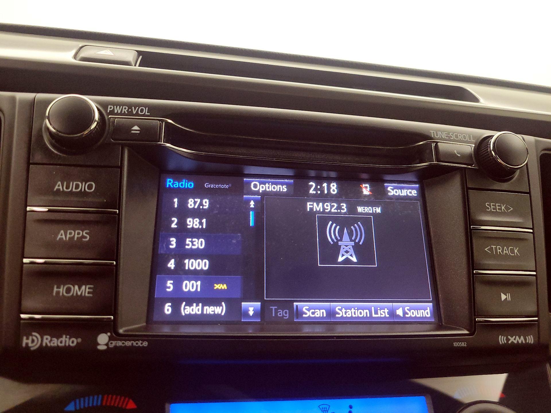 Thumbnail: 2016 Toyota RAV4 - 15