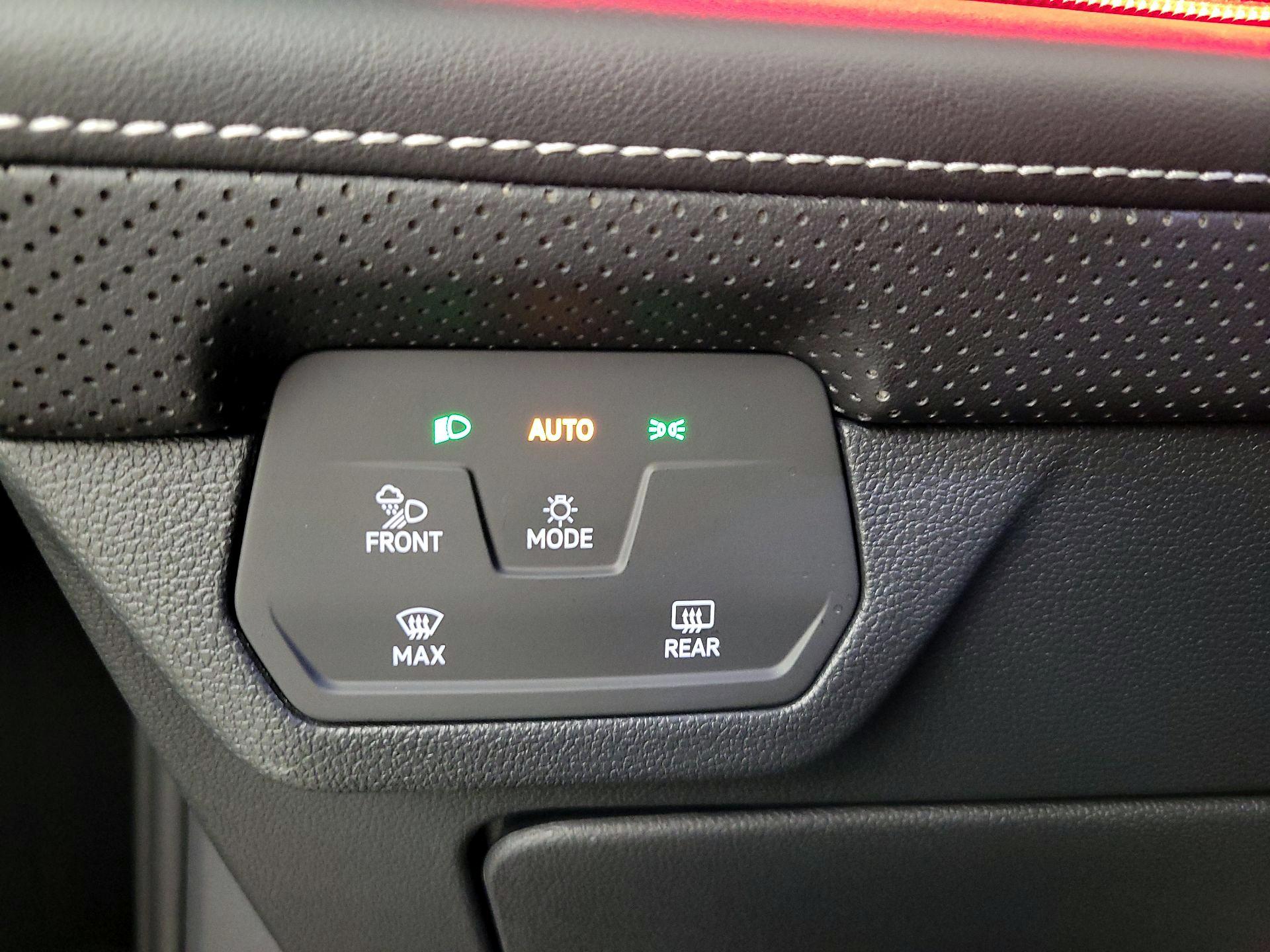 Thumbnail: 2024 Volkswagen Atlas - 13