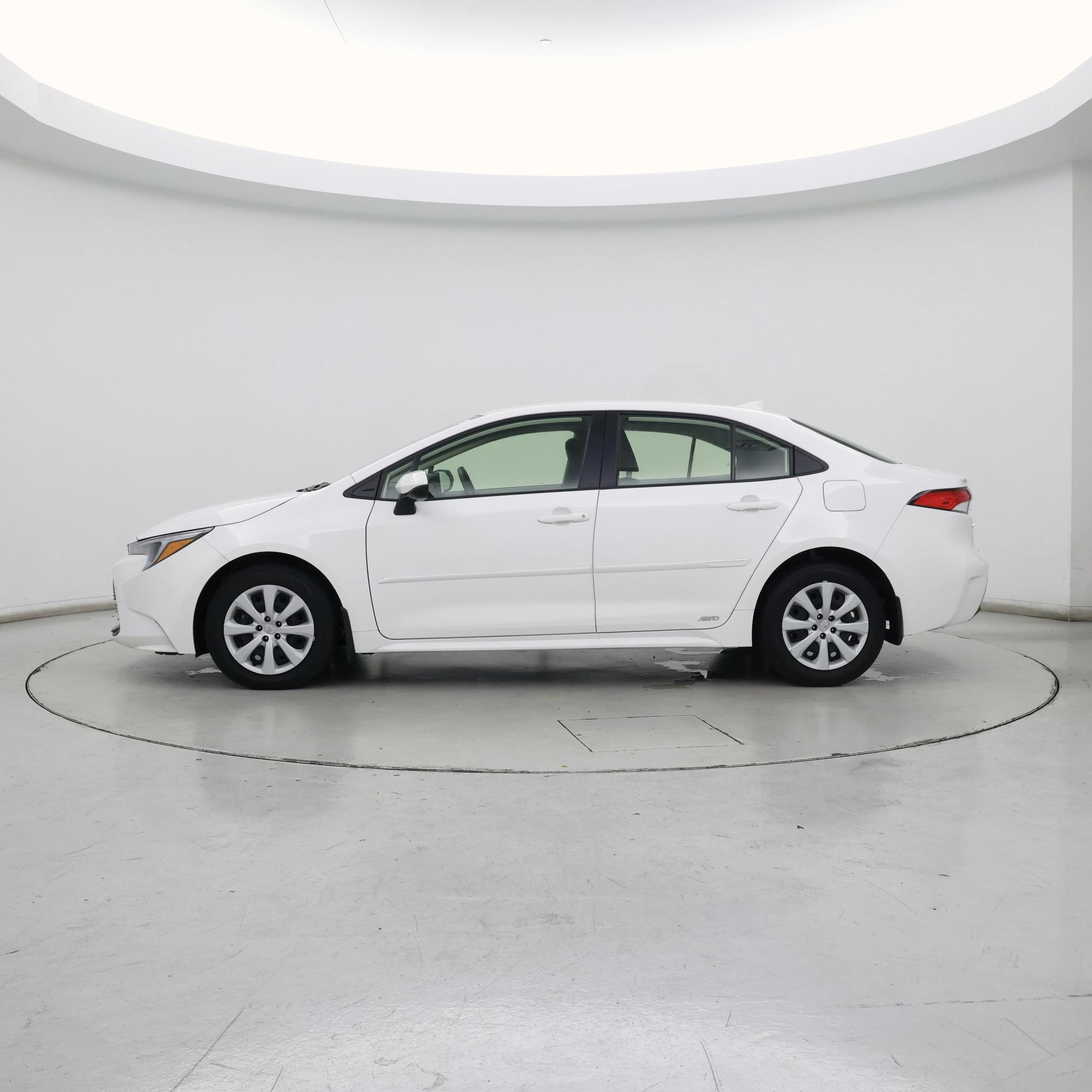 Thumbnail: 2024 Toyota Corolla - 3