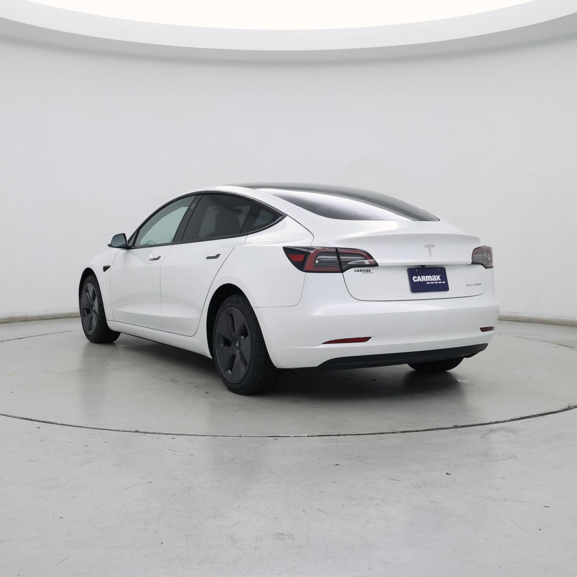 Thumbnail: 2023 Tesla Model 3 - 2