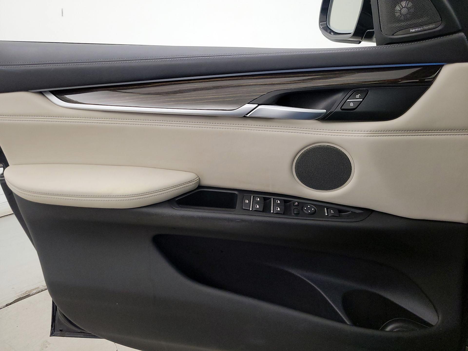 Thumbnail: 2019 BMW X6 - 12