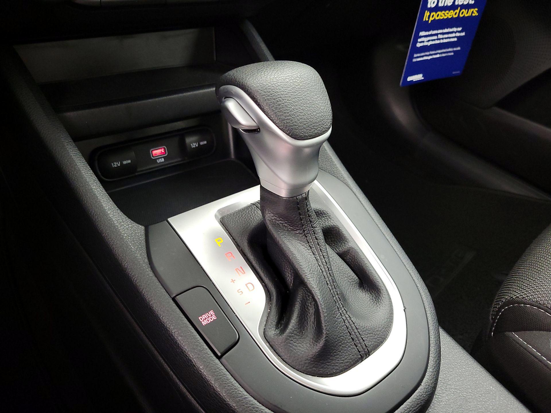 Thumbnail: 2023 Kia Forte - 17