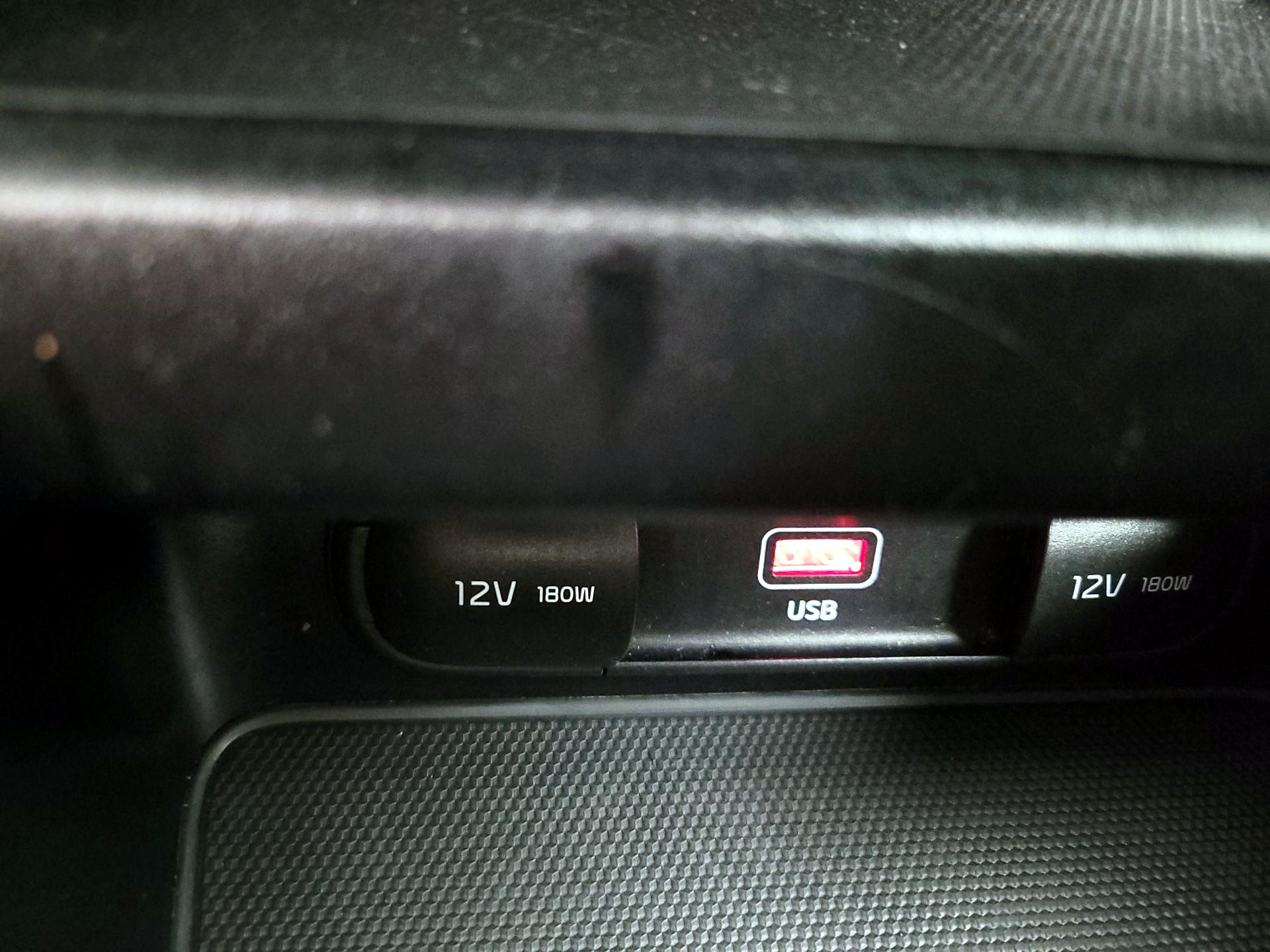 Thumbnail: 2023 Kia Forte - 18
