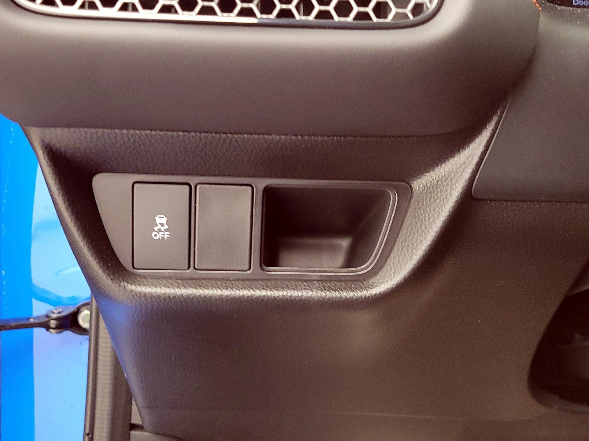 Thumbnail: 2026 Honda HR-V - 13