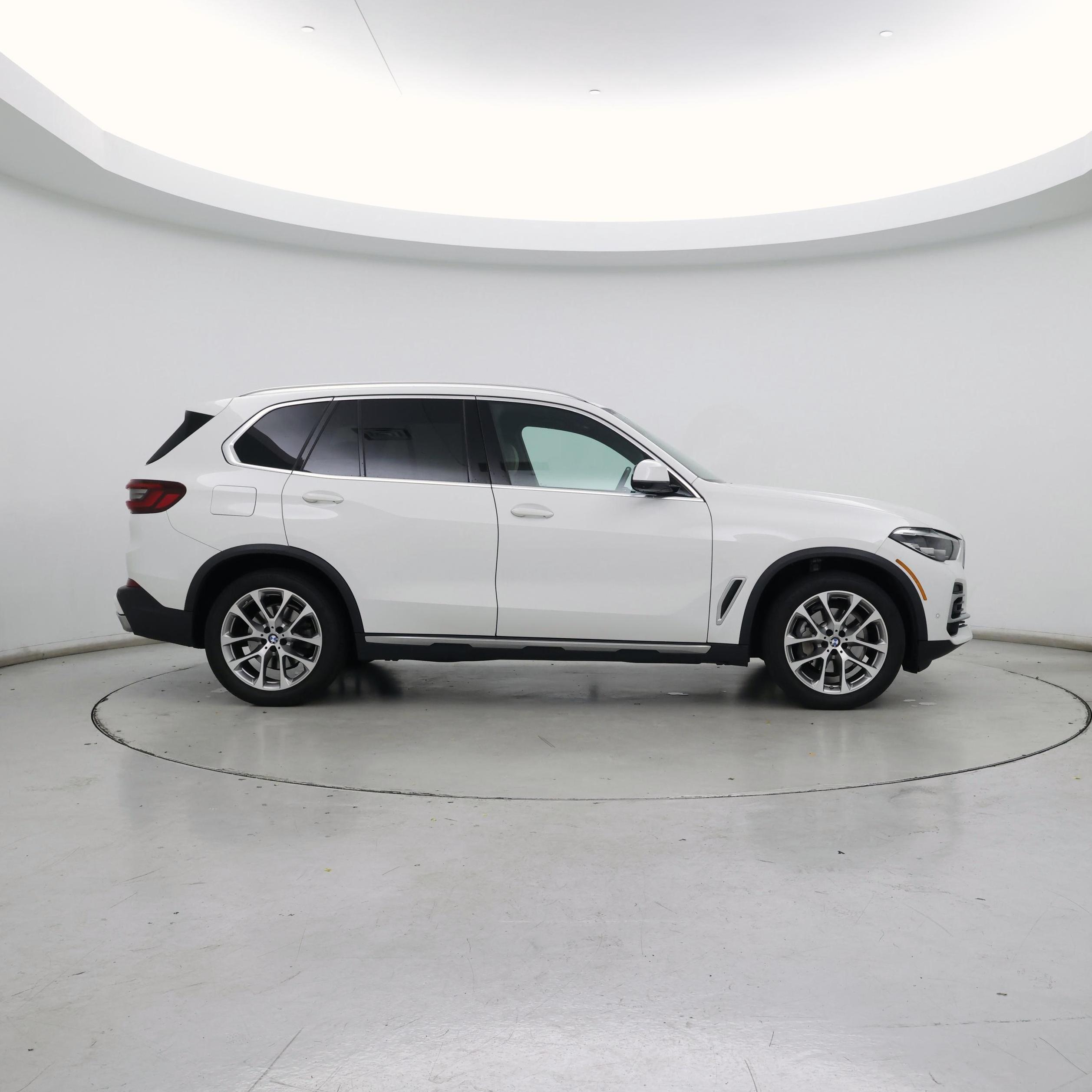 Thumbnail: 2022 BMW X5 - 7