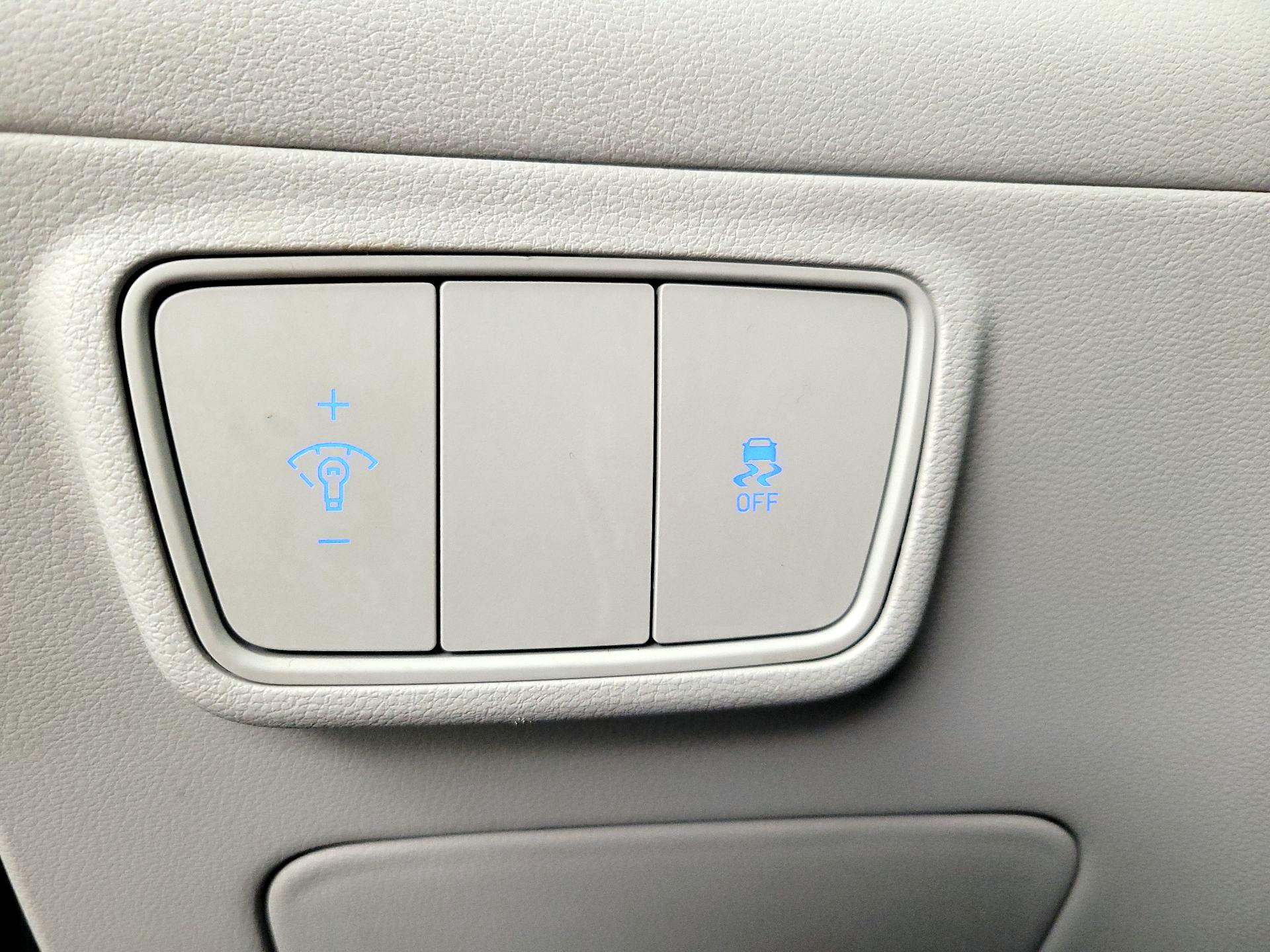 Thumbnail: 2022 Hyundai Tucson - 13