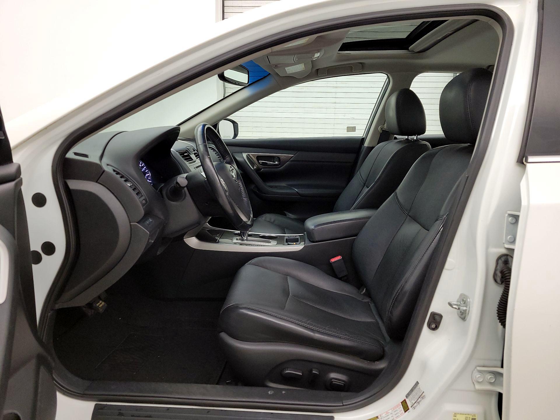 Thumbnail: 2014 Nissan Altima - 11