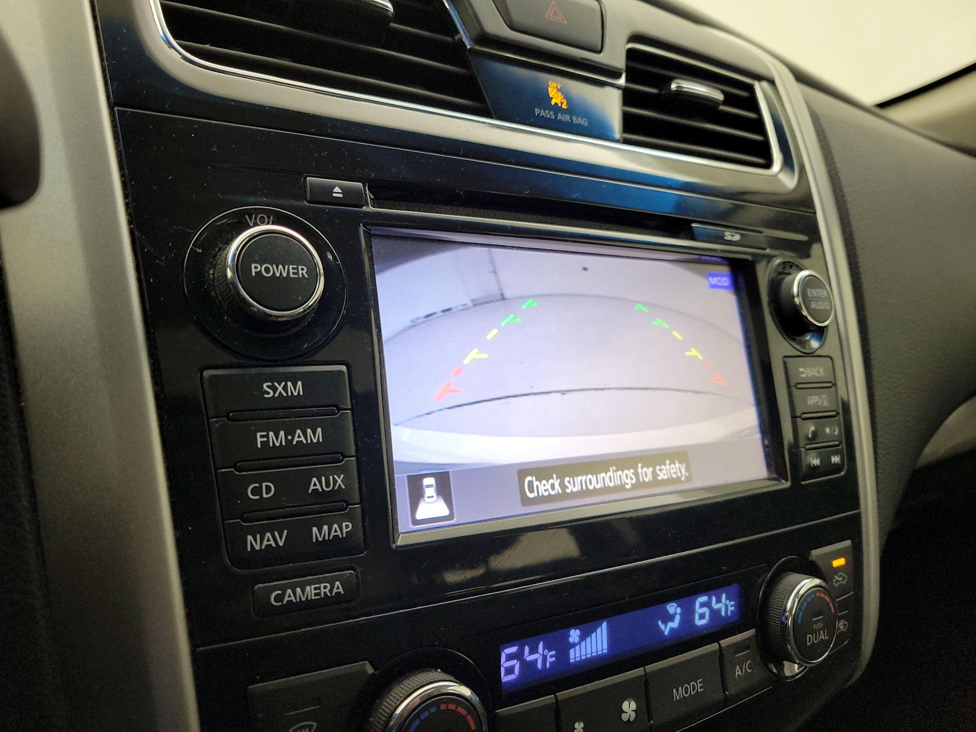 Thumbnail: 2014 Nissan Altima - 15