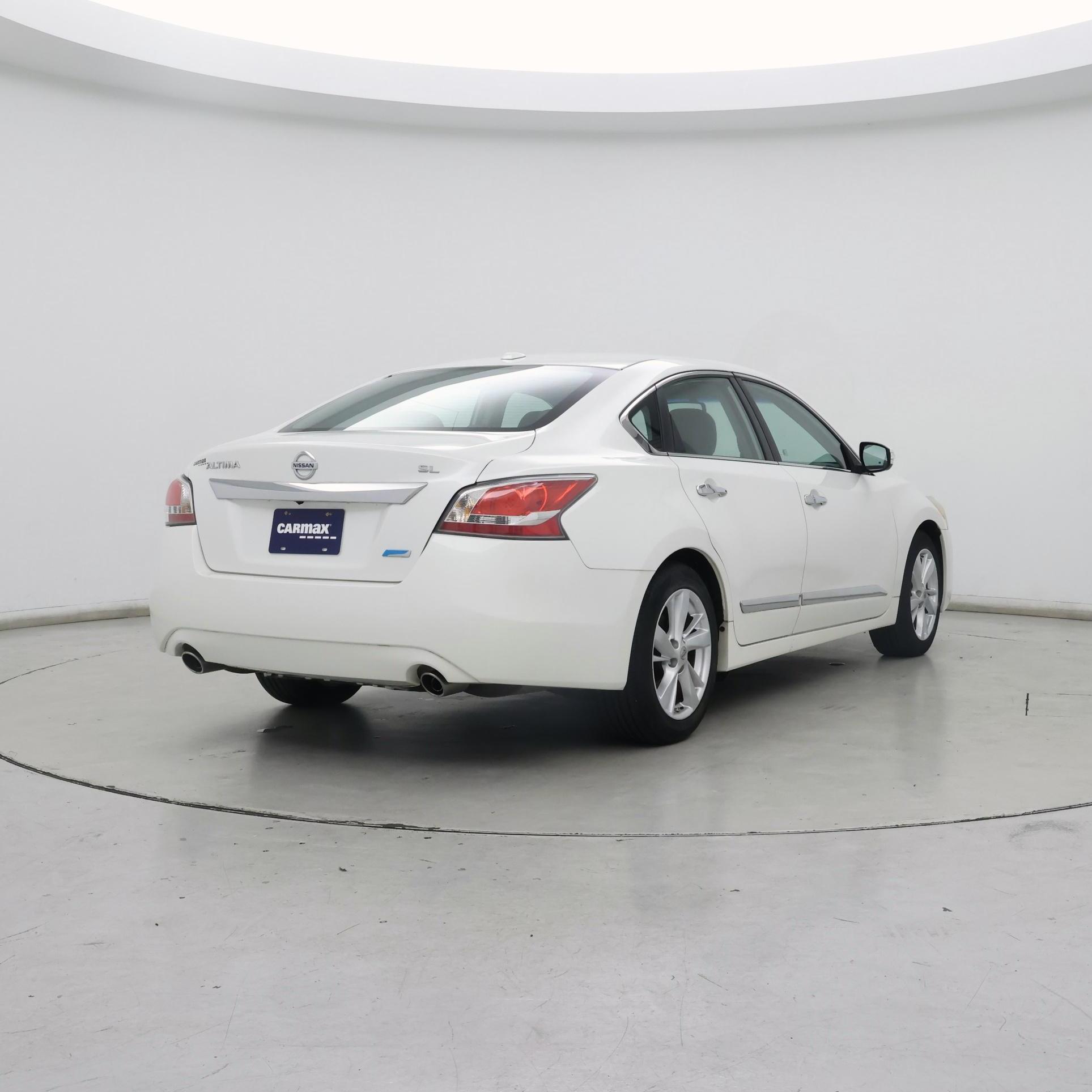 Thumbnail: 2014 Nissan Altima - 8