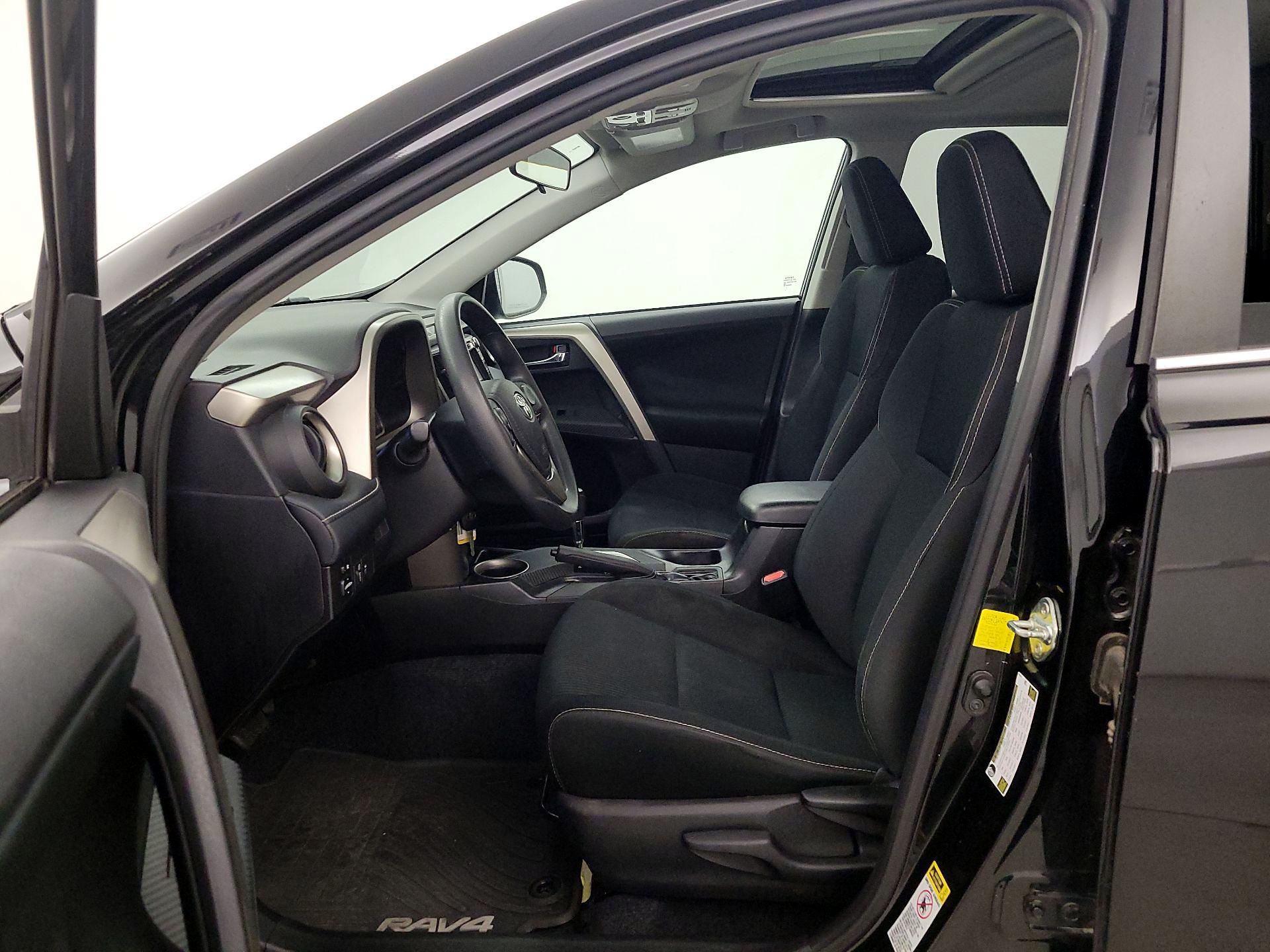 Thumbnail: 2014 Toyota RAV4 - 11