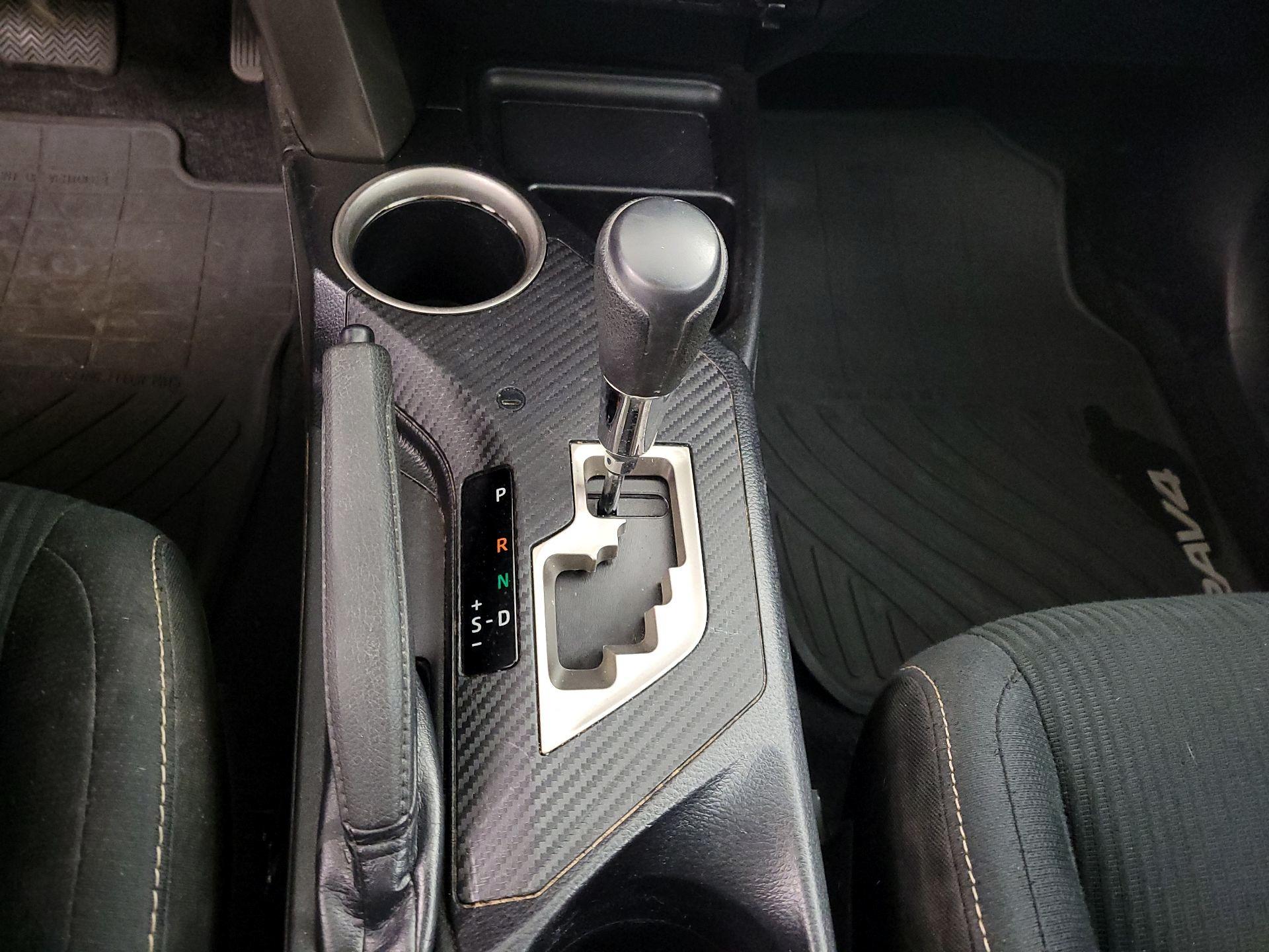 Thumbnail: 2014 Toyota RAV4 - 17