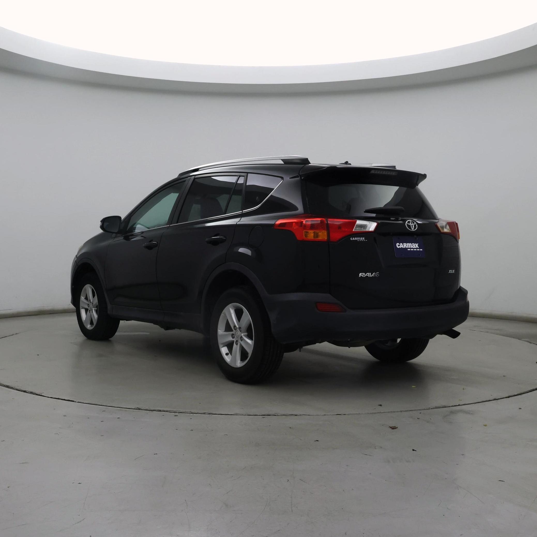 Thumbnail: 2014 Toyota RAV4 - 2