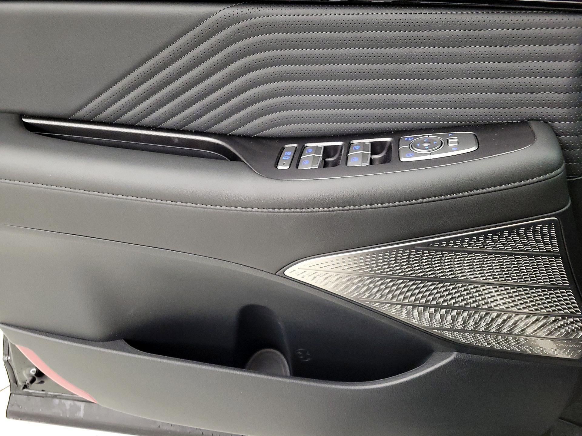 Thumbnail: 2024 Hyundai Palisade - 12