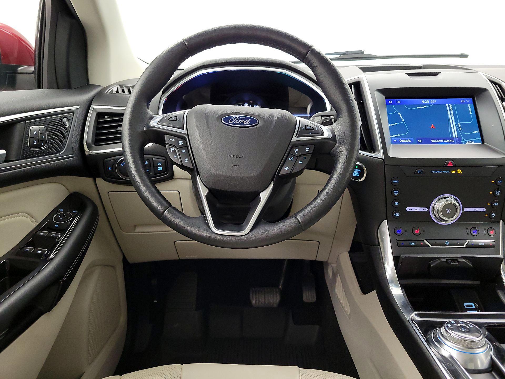 Thumbnail: 2020 Ford Edge - 10