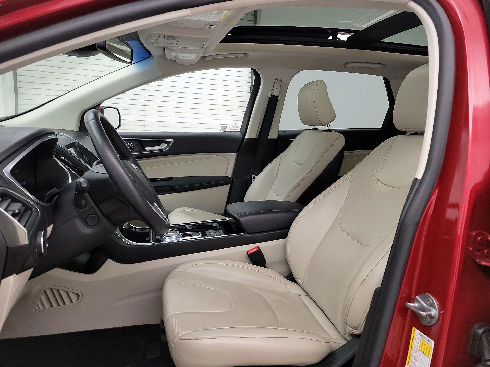 Thumbnail: 2020 Ford Edge - 11