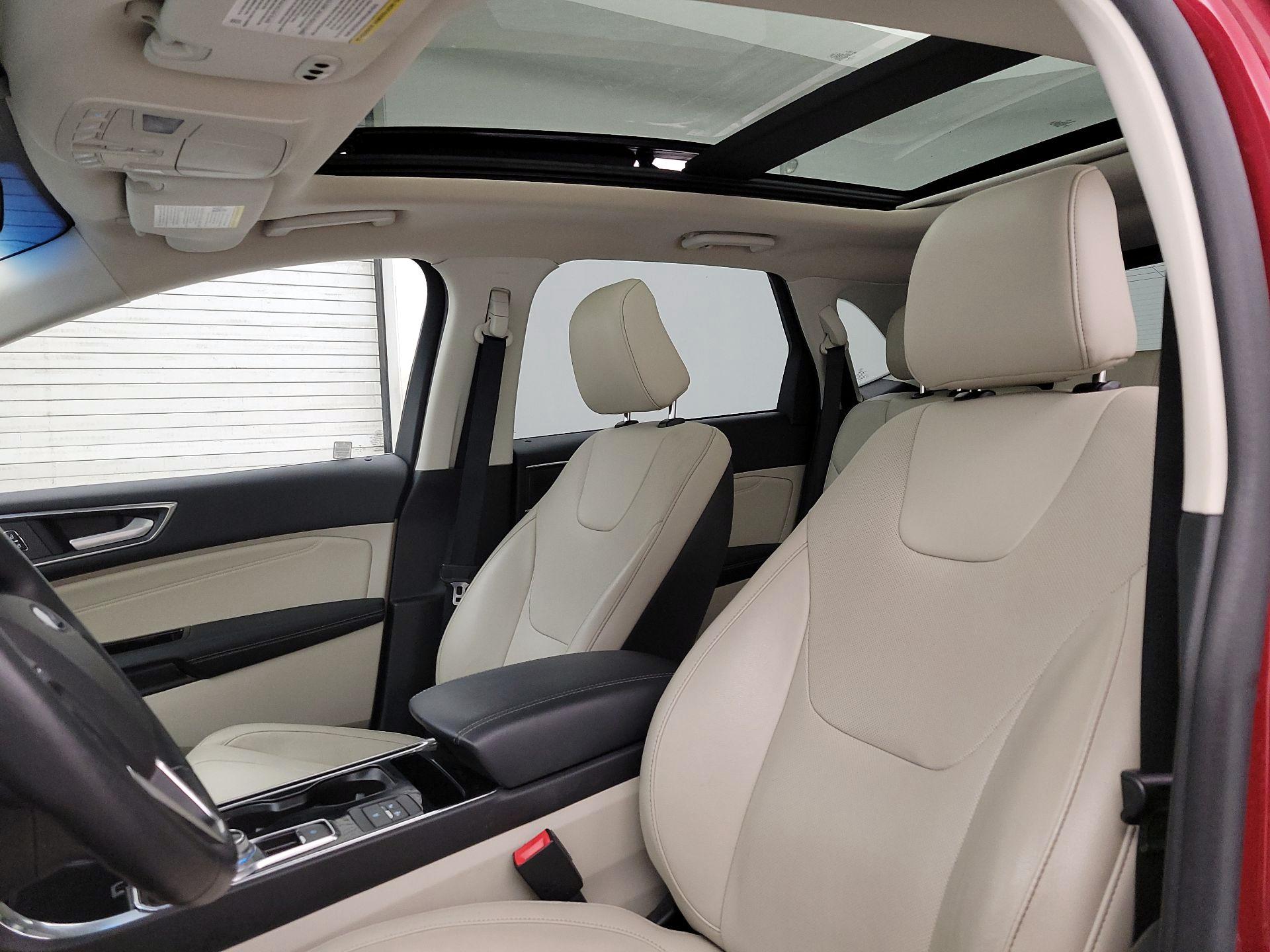 Thumbnail: 2020 Ford Edge - 20