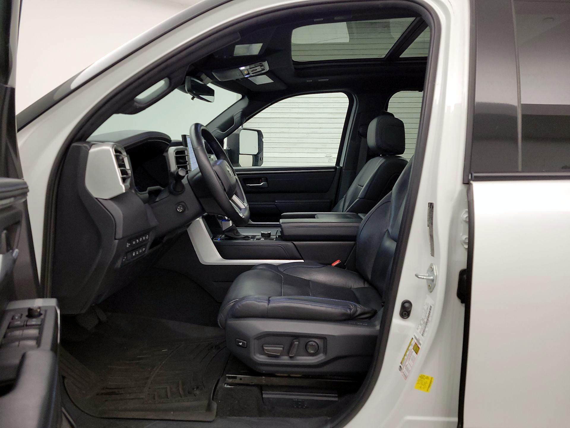 Thumbnail: 2022 Toyota Tundra - 11