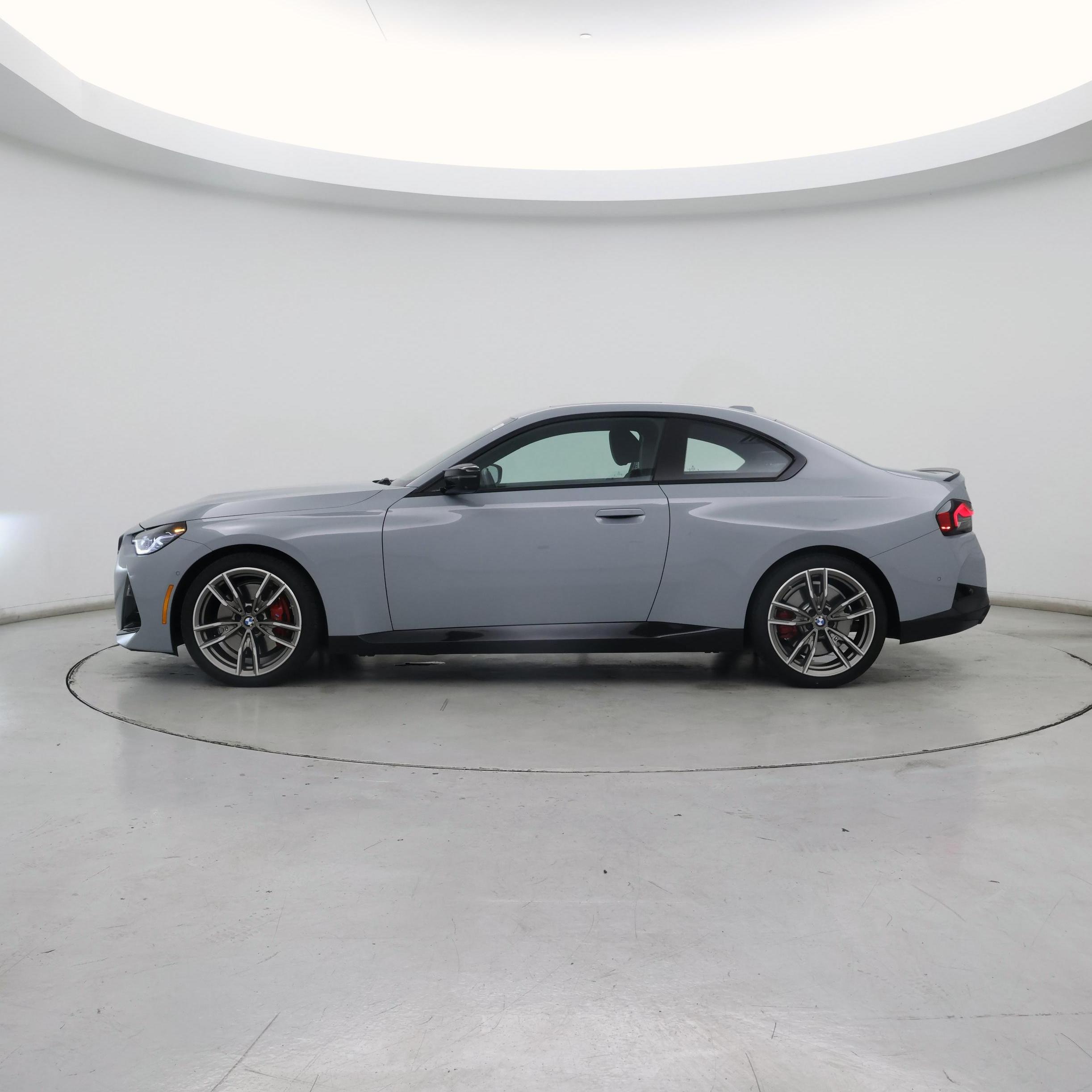 Thumbnail: 2024 BMW 2 Series - 3