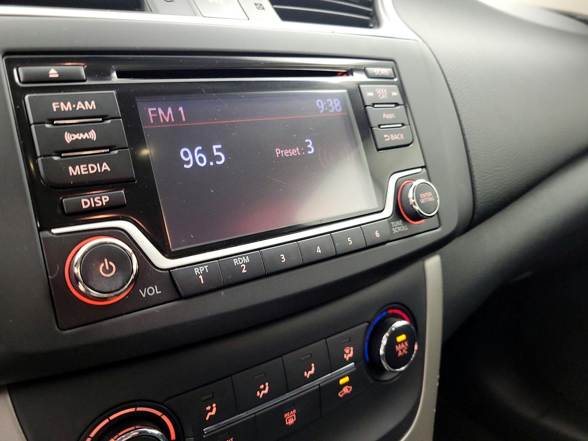 Thumbnail: 2015 Nissan Sentra - 15