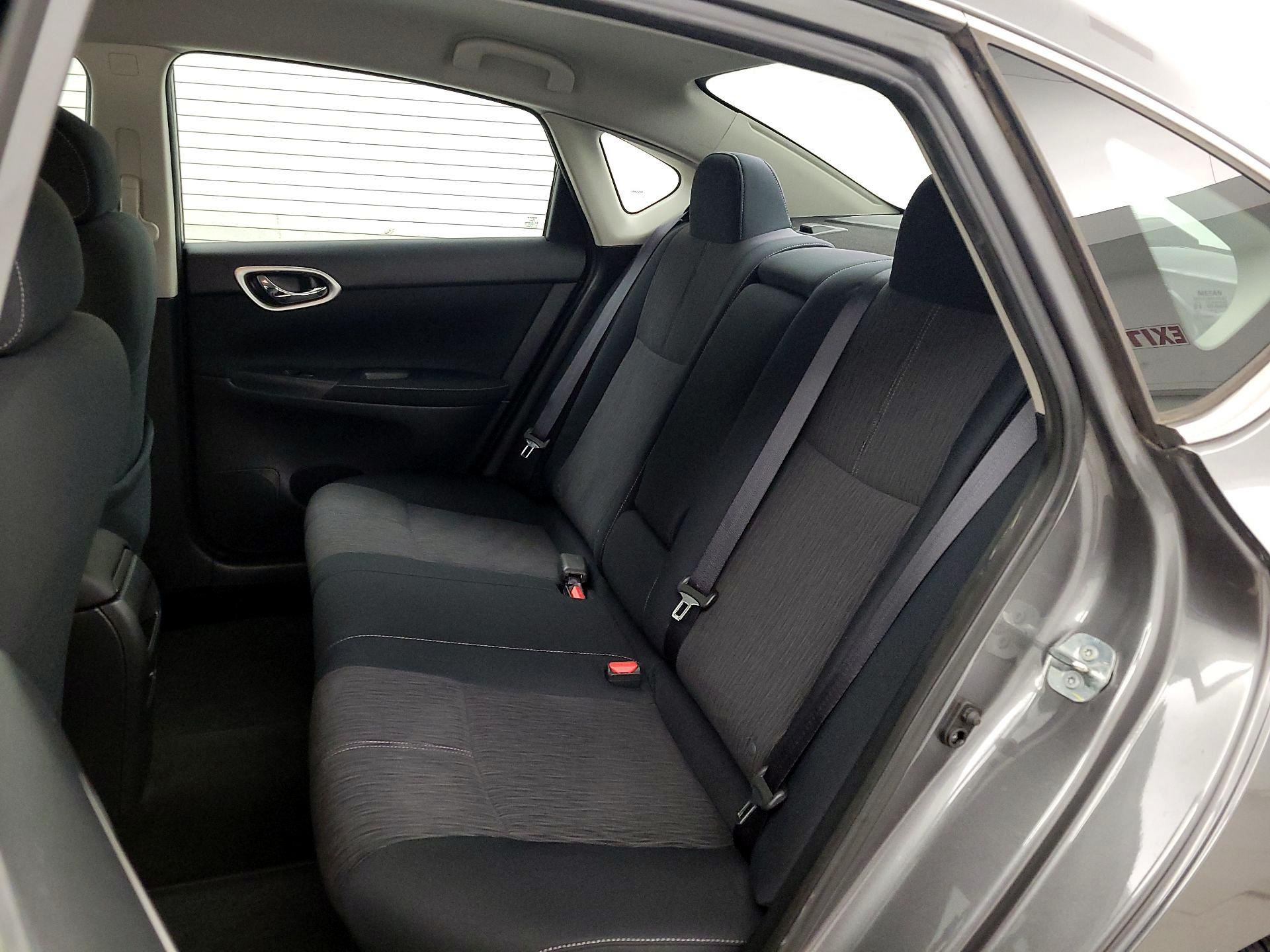 Thumbnail: 2015 Nissan Sentra - 19